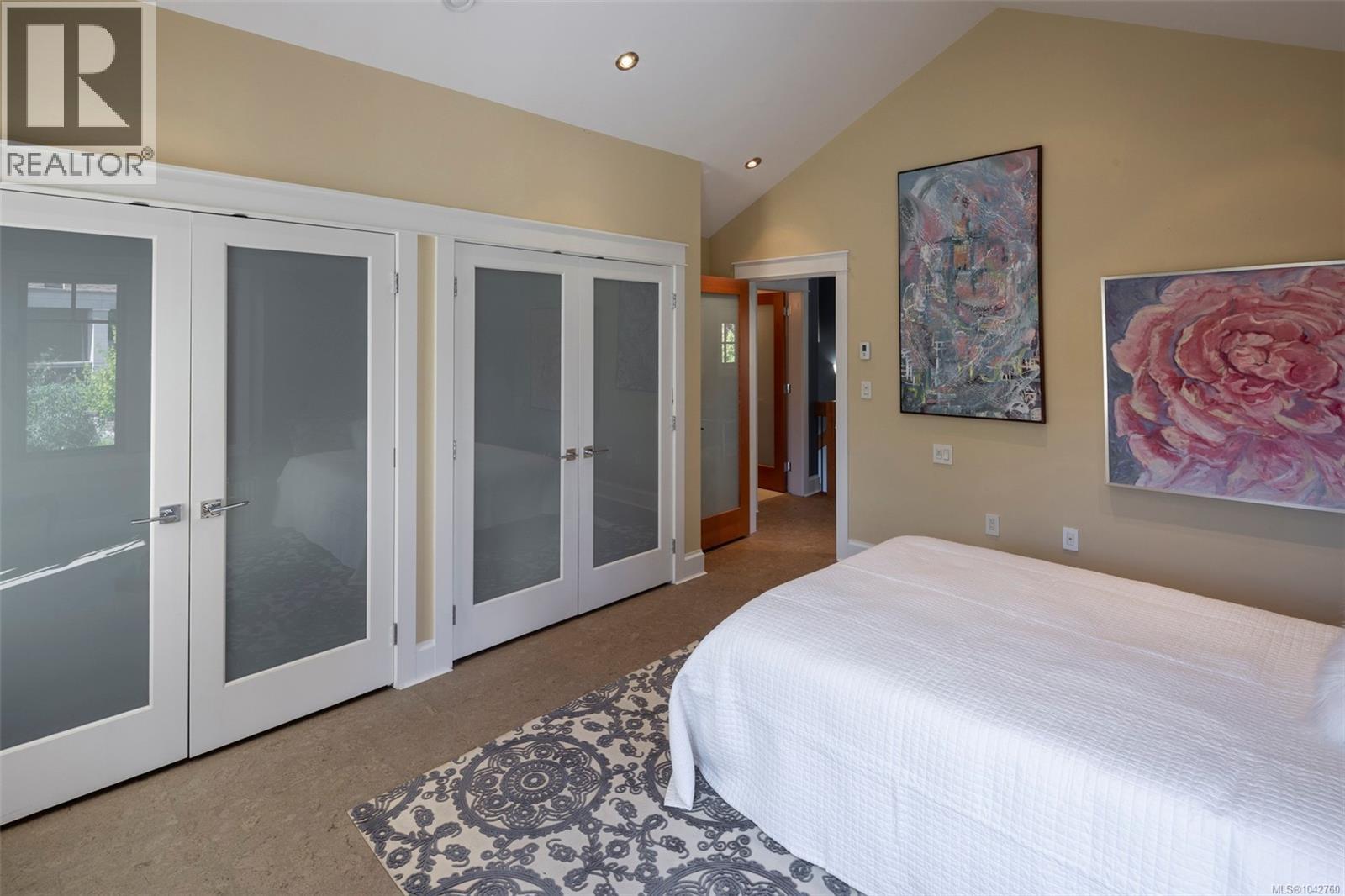 1 849 Dunsmuir Rd, Esquimalt