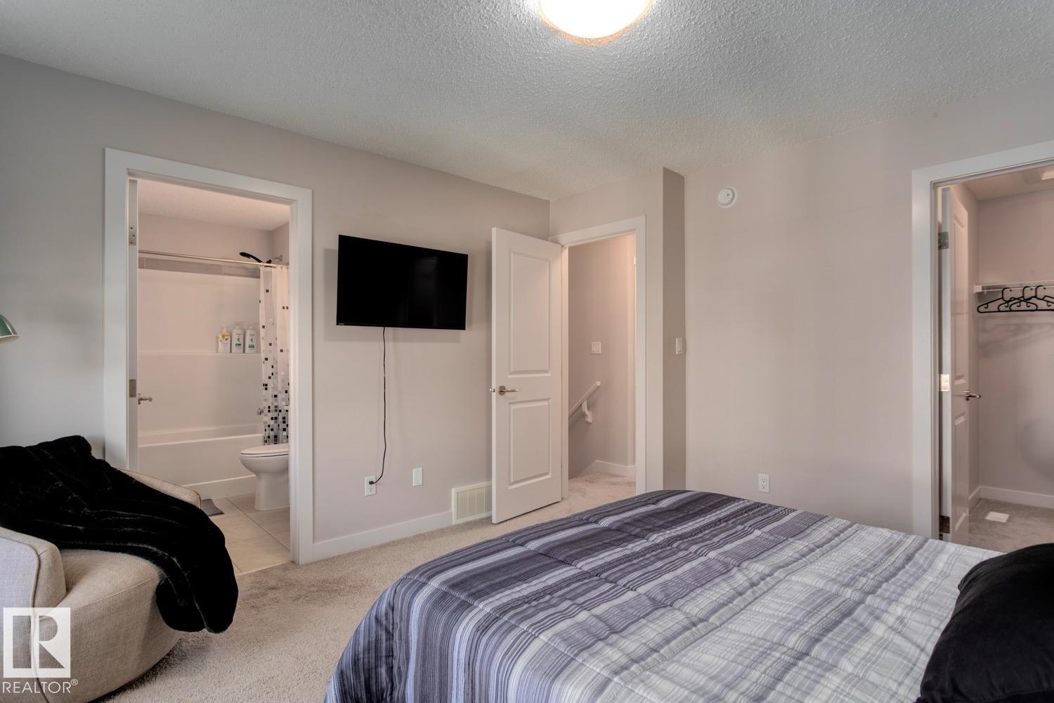 #72 1005 GRAYDON HILL BV SW SW - 16