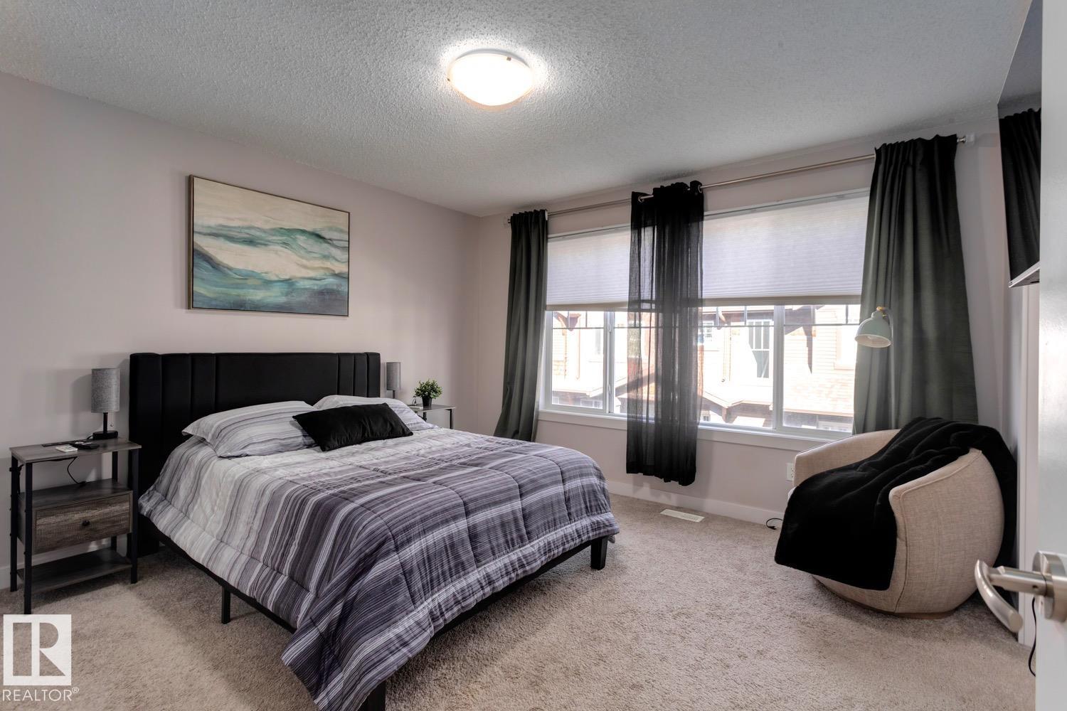 #72 1005 GRAYDON HILL BV SW SW - 15
