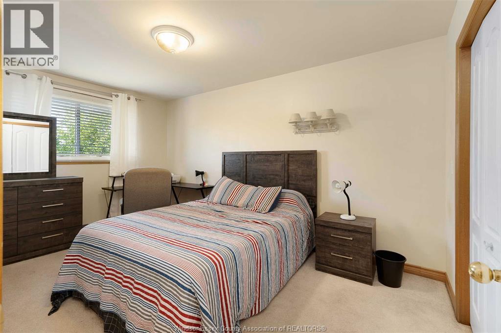 1132 Settlers - Image 12