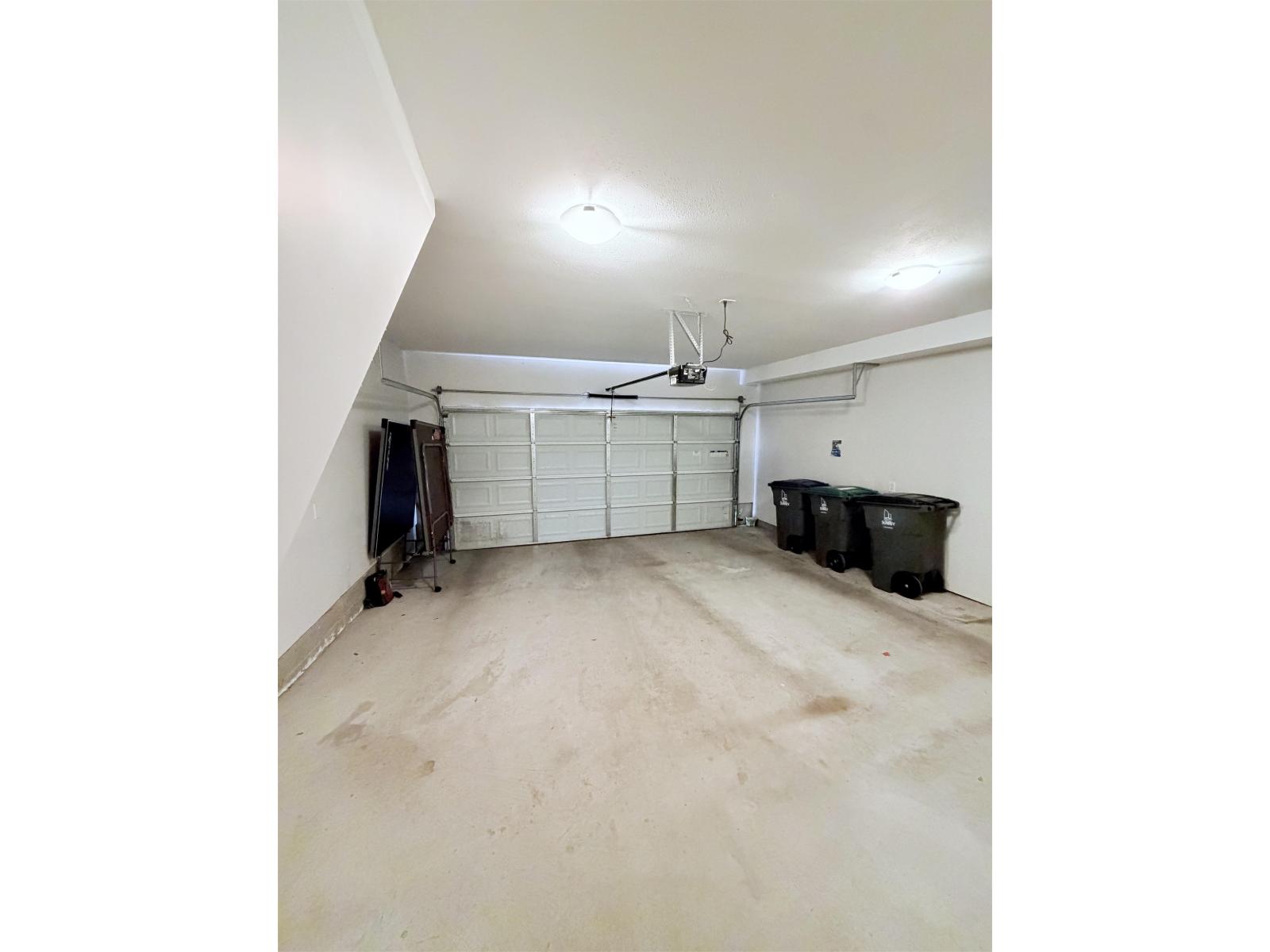 73 11267 133 ST., Surrey