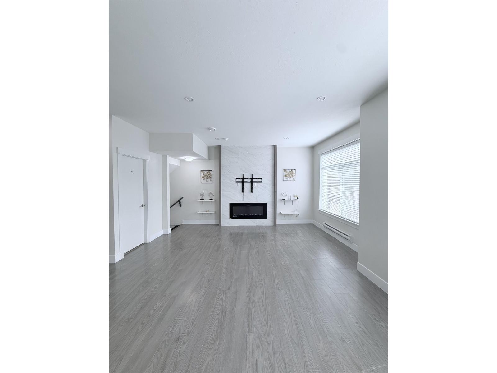 73 11267 133 ST., Surrey