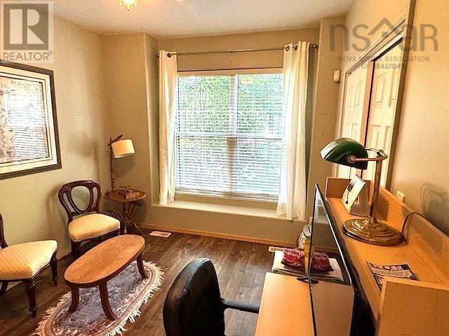 374 Brady Street - 16