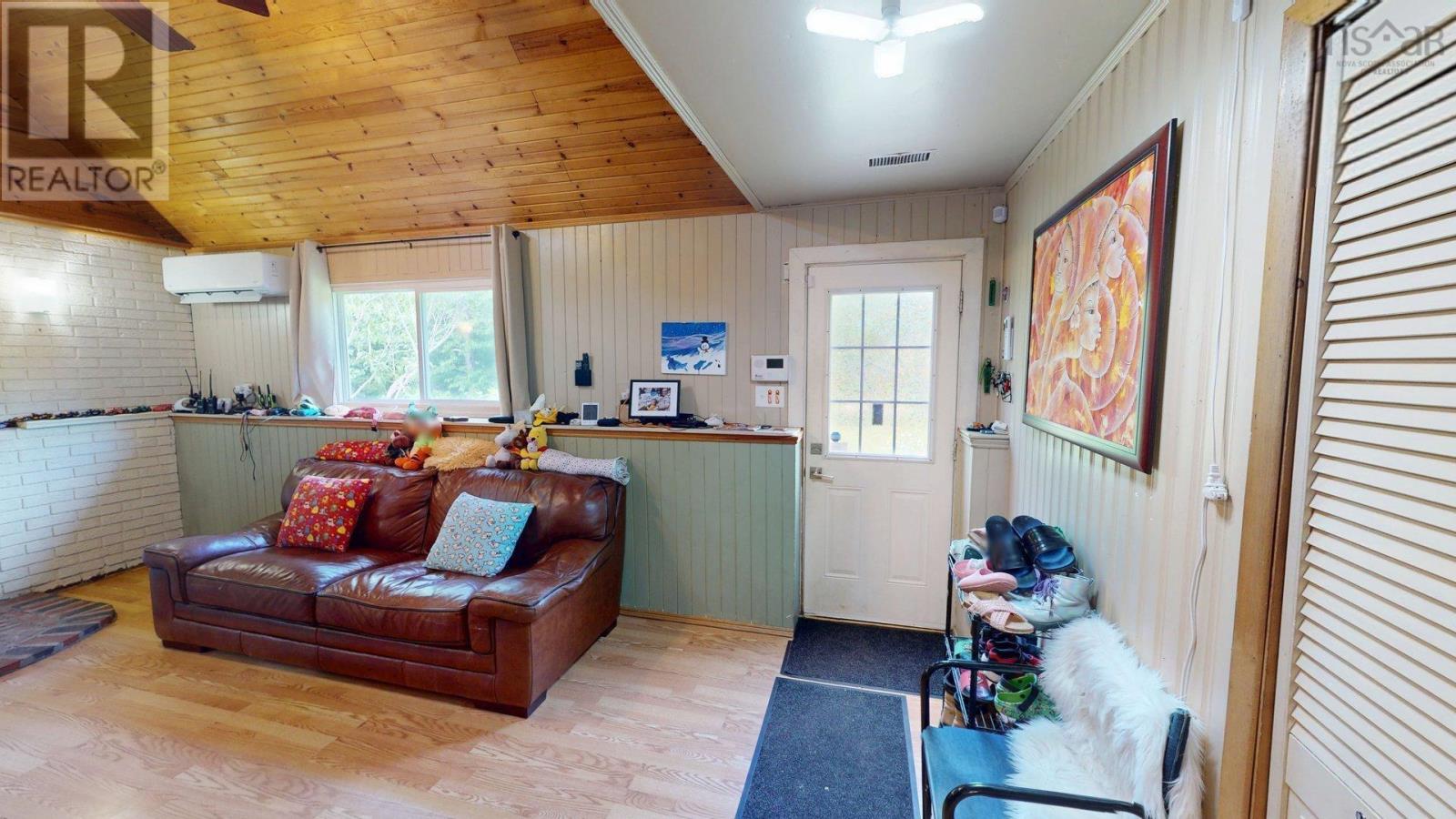 2554 Highway 7 Highway - 2