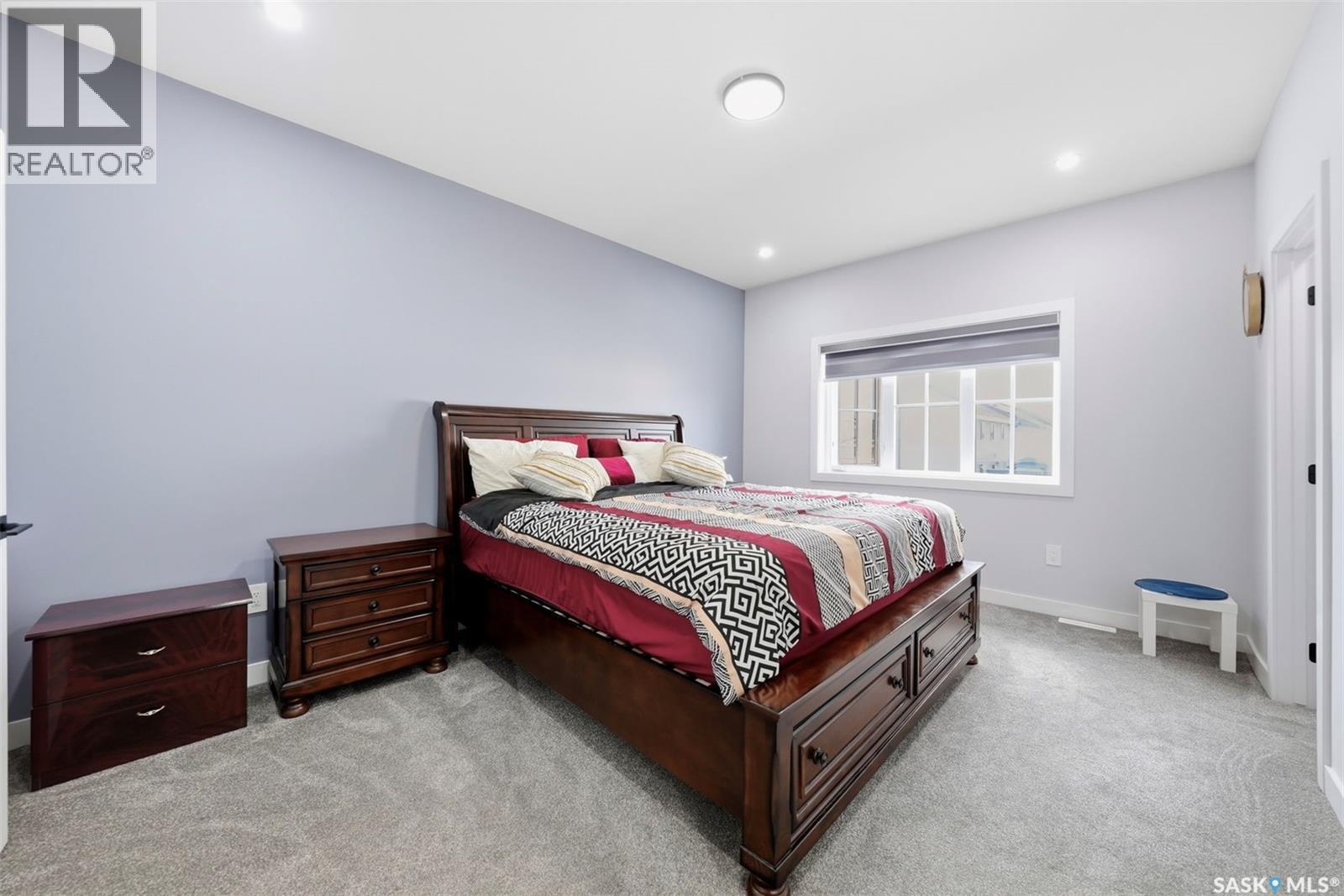 411 Schmeiser BEND - 16