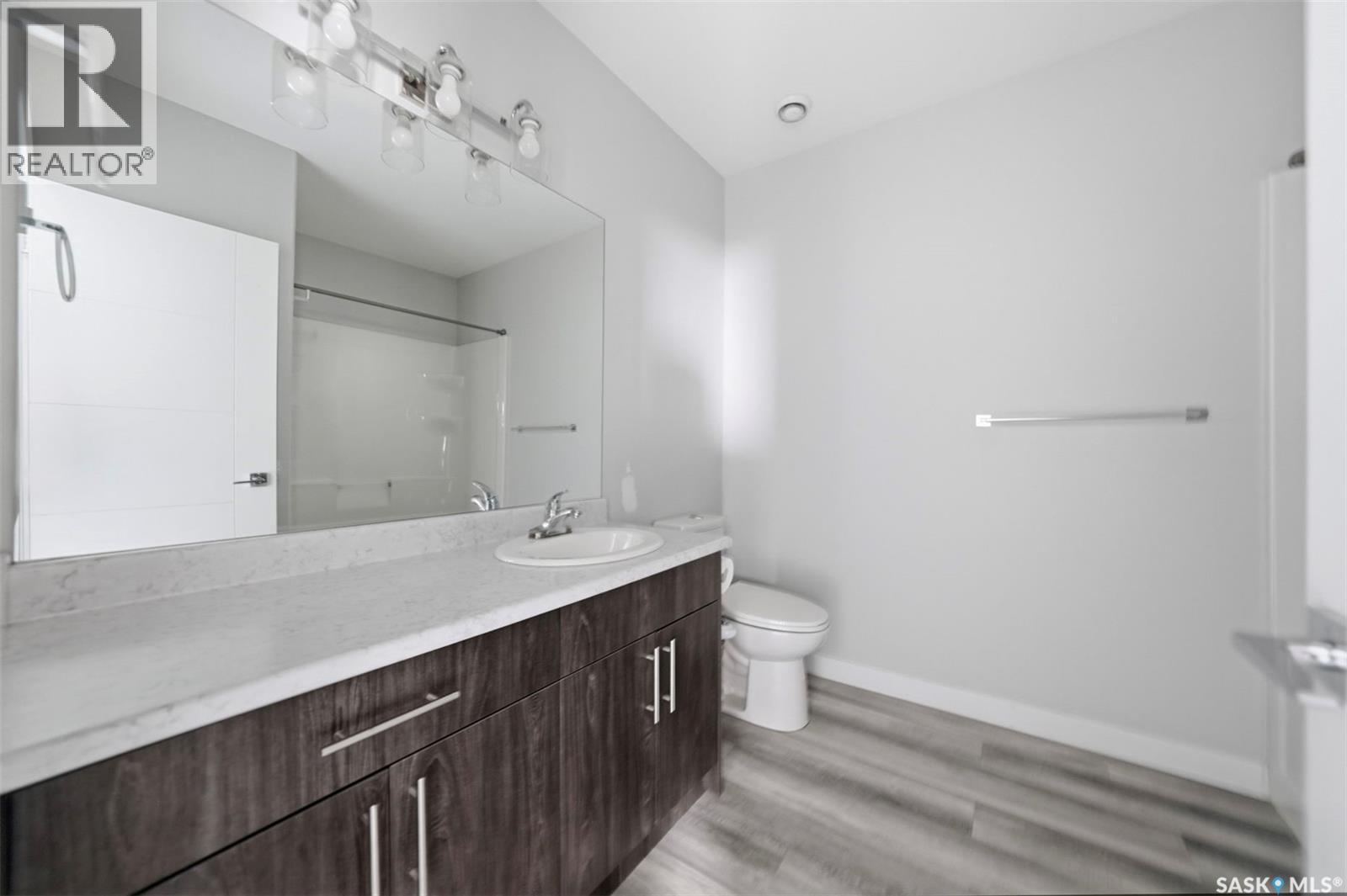 411 Schmeiser BEND - 26