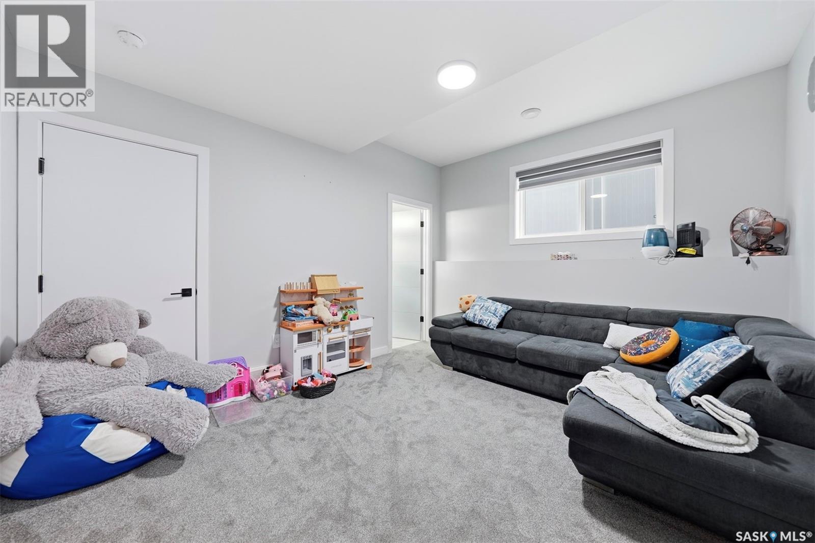 411 Schmeiser BEND - 30