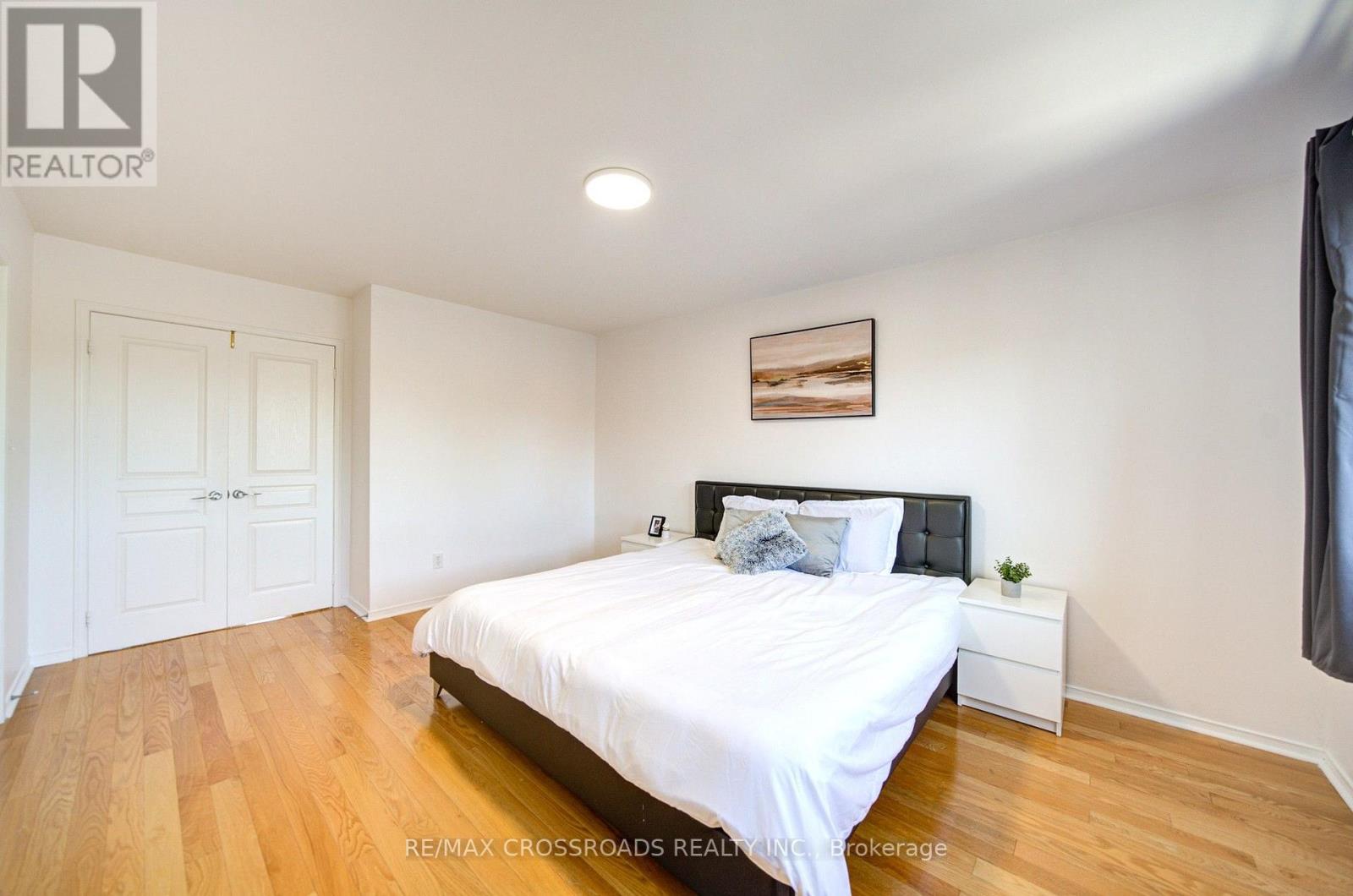 2278 BUR OAK AVENUE - 13