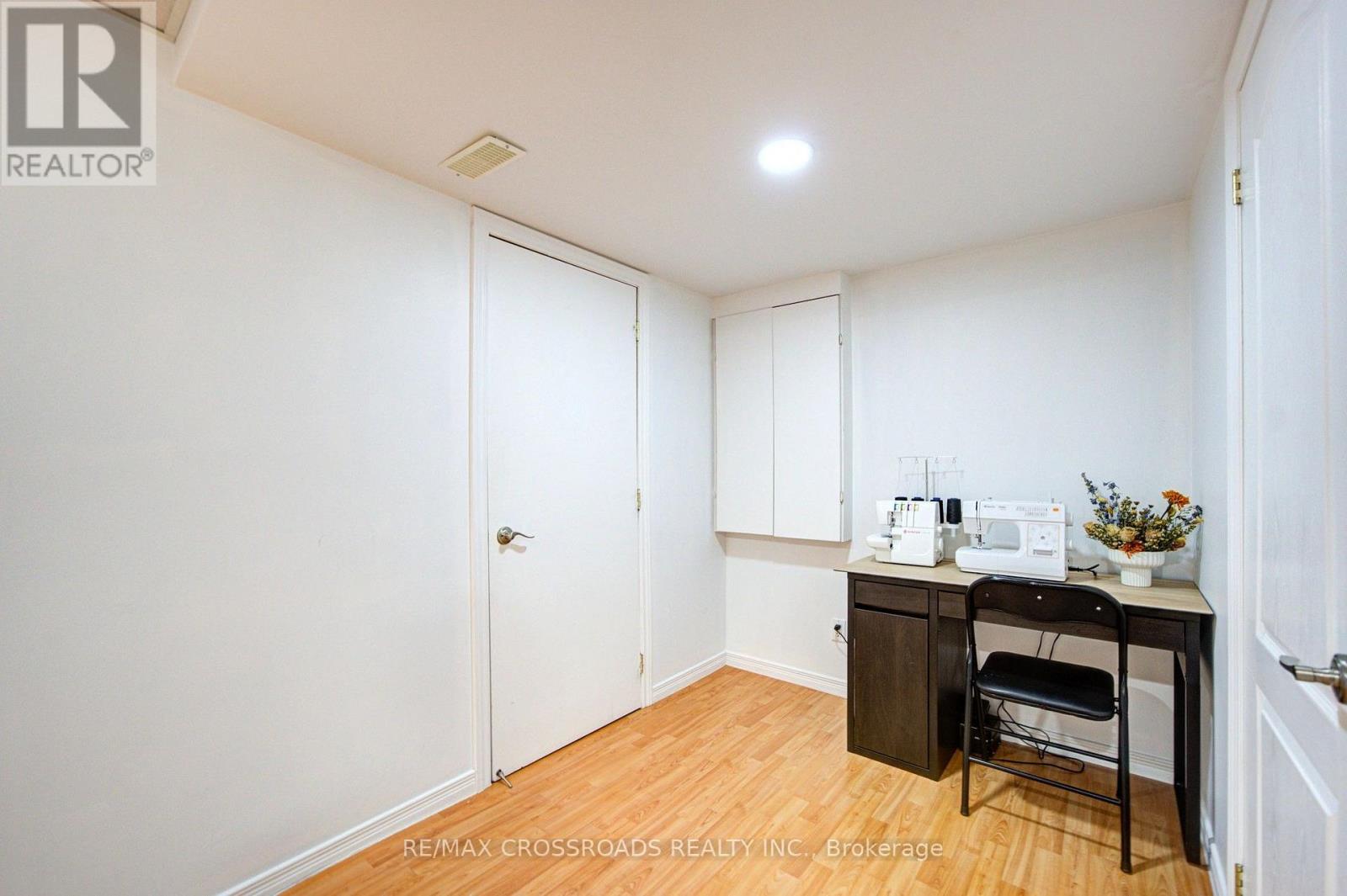 2278 BUR OAK AVENUE - 22