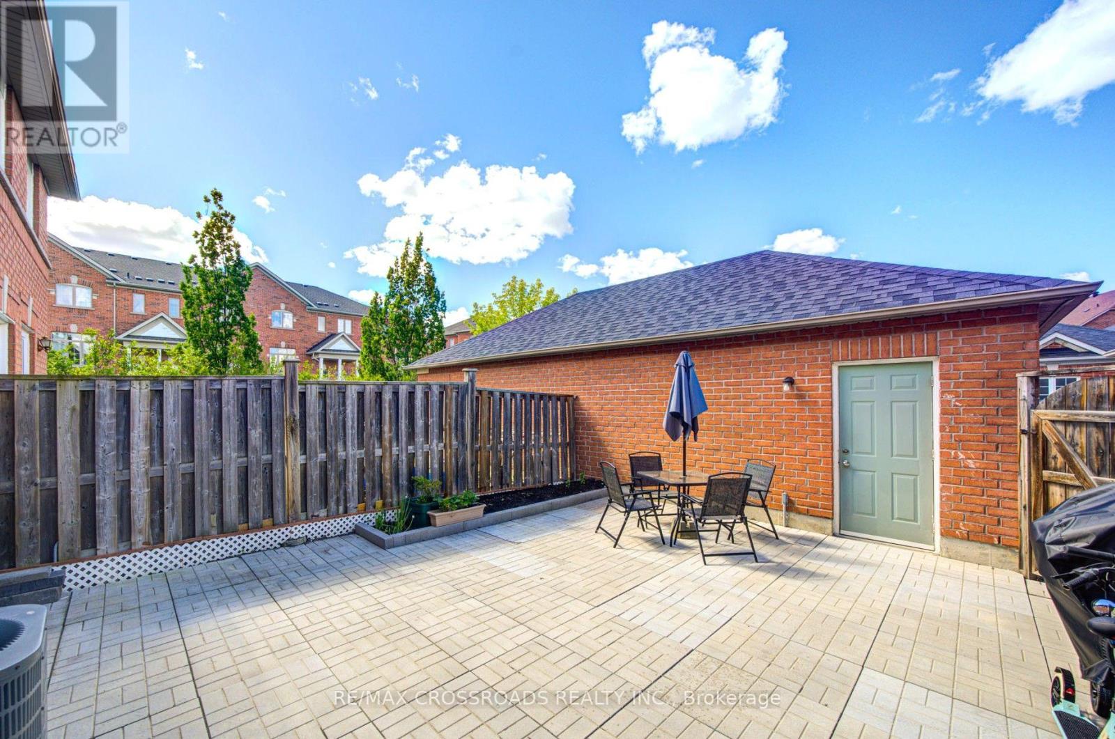 2278 BUR OAK AVENUE - 23