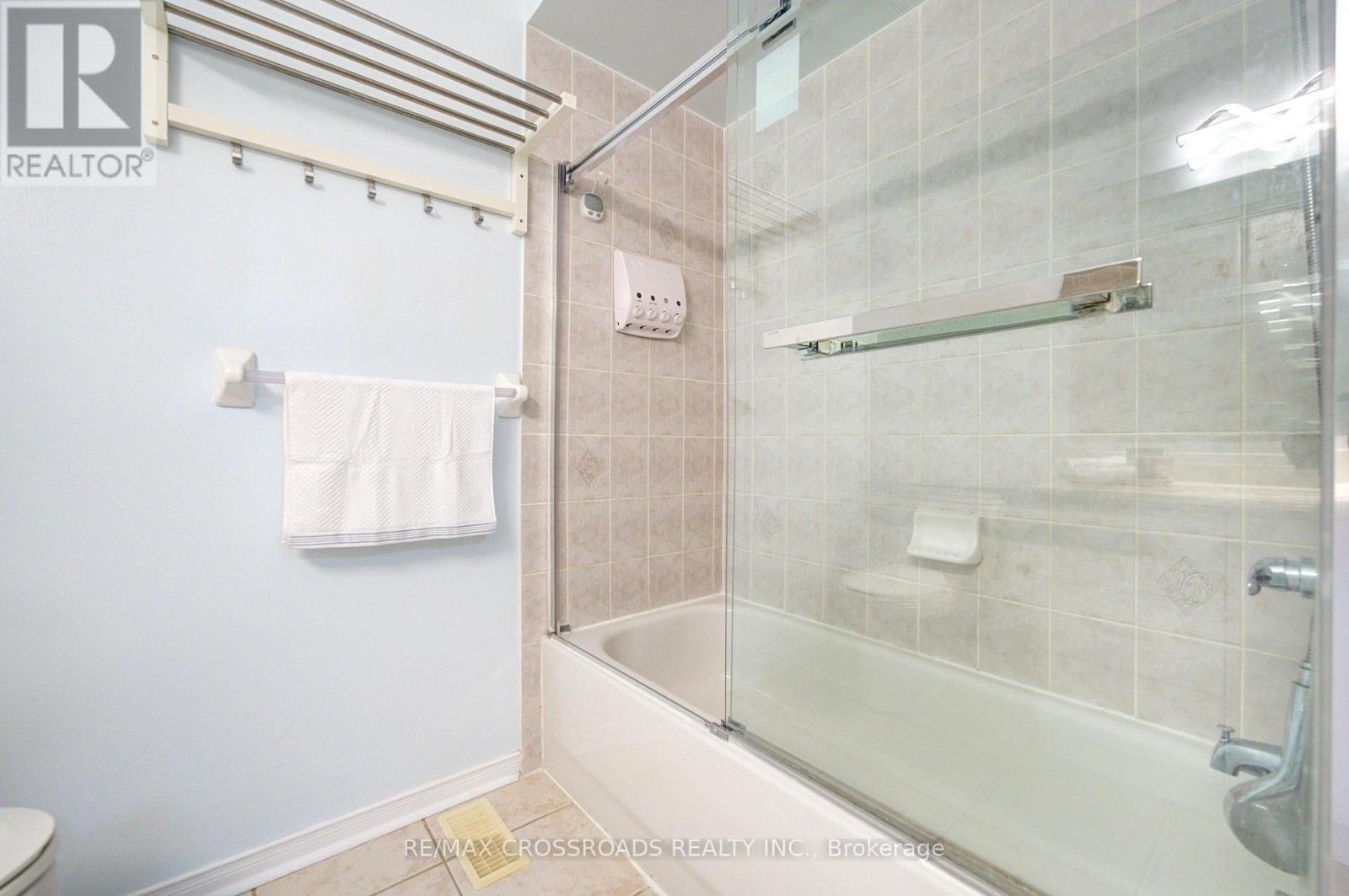 2278 BUR OAK AVENUE - 18