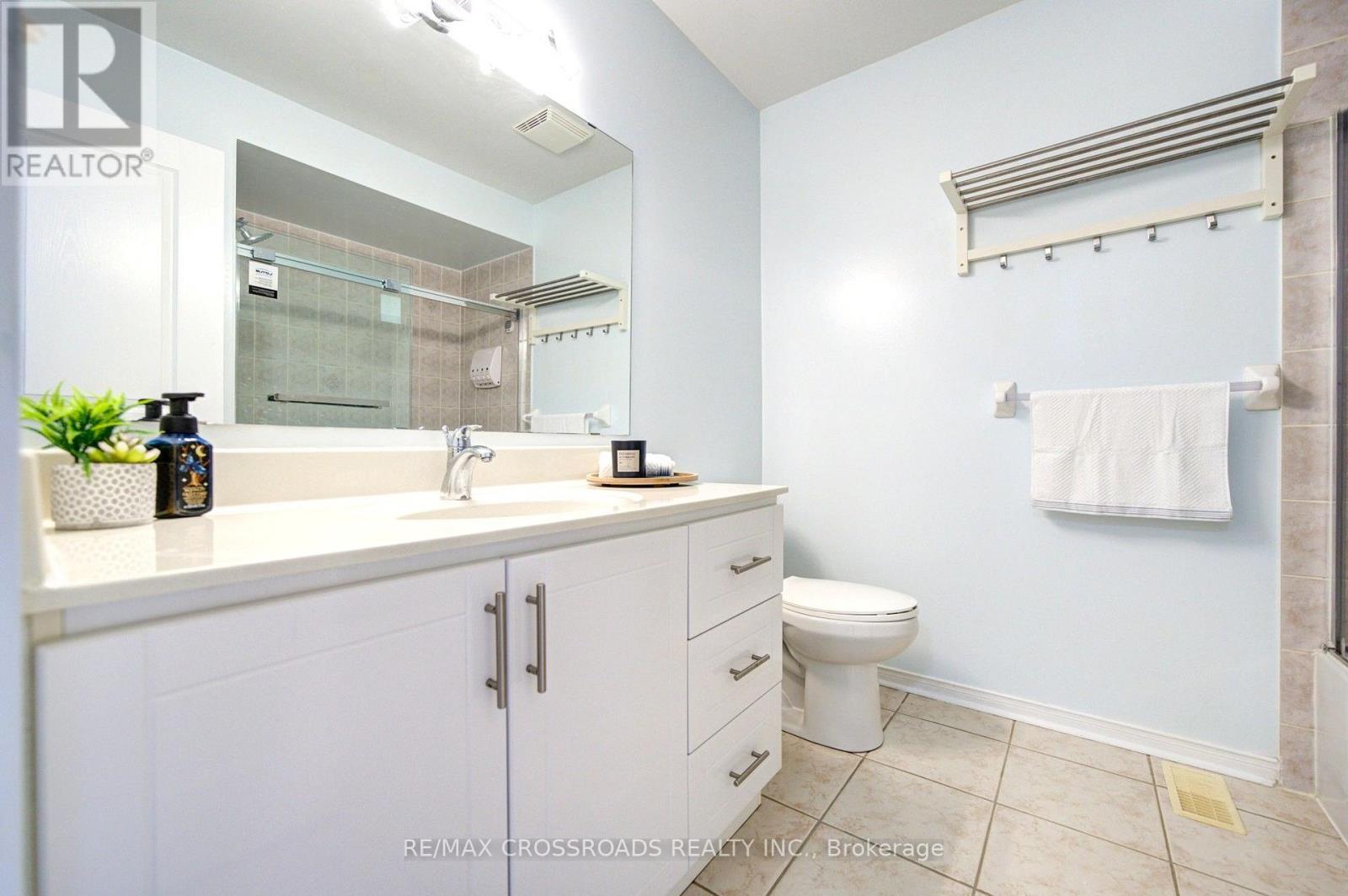 2278 BUR OAK AVENUE - 17