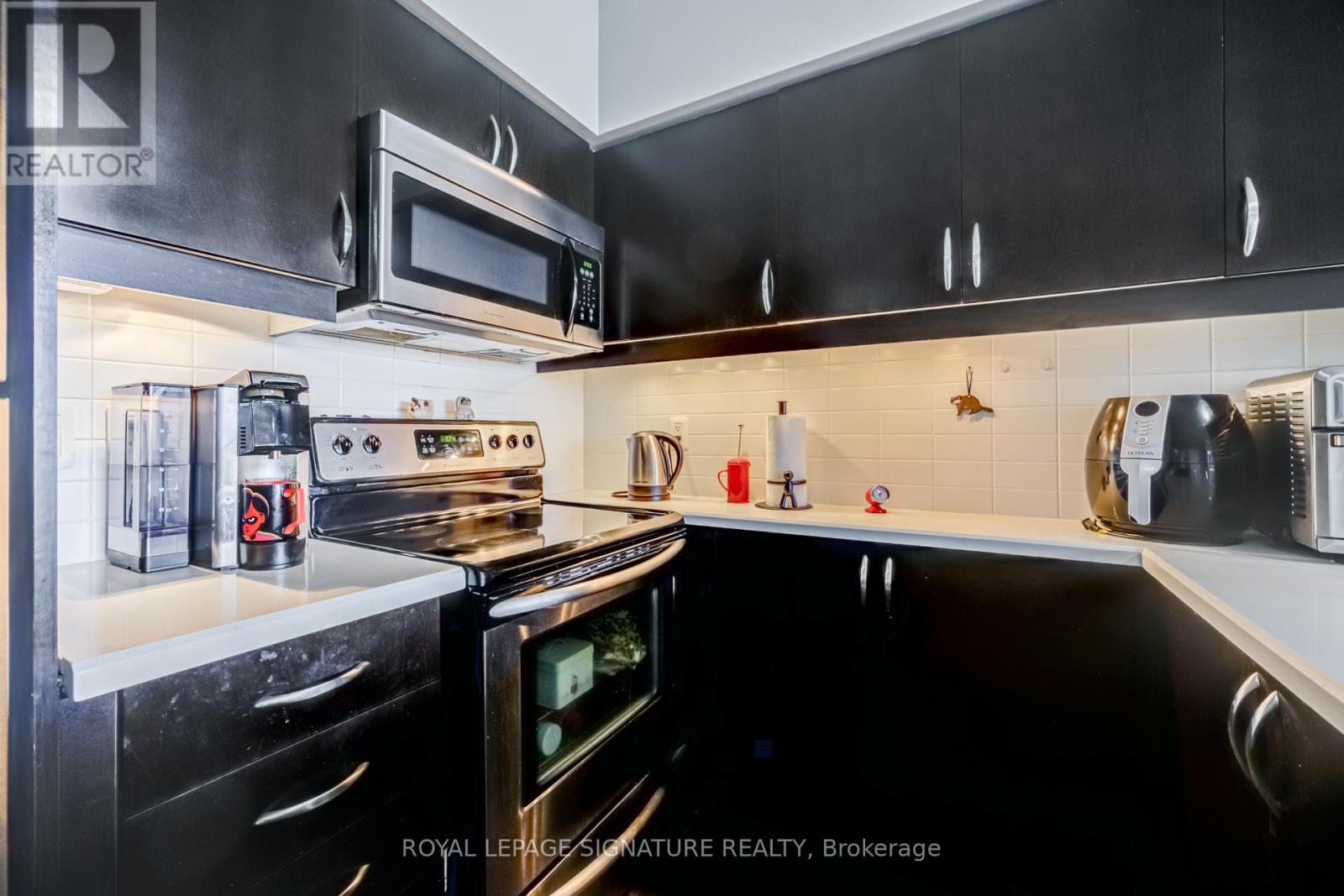 #1312 2885 BAYVIEW AVENUE - 11