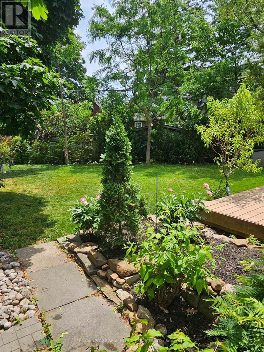 117 WESTROSE AVENUE - 34