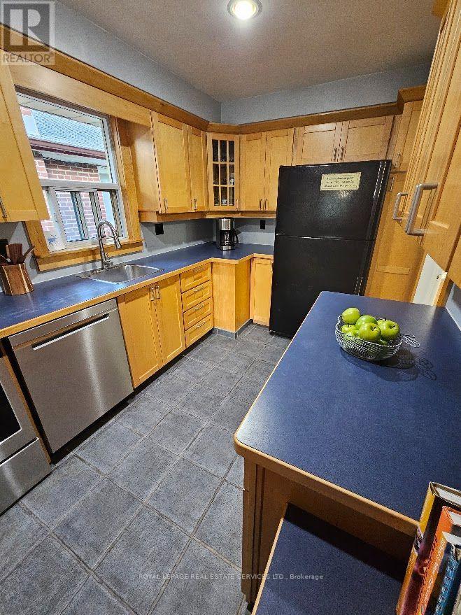 117 WESTROSE AVENUE - 13