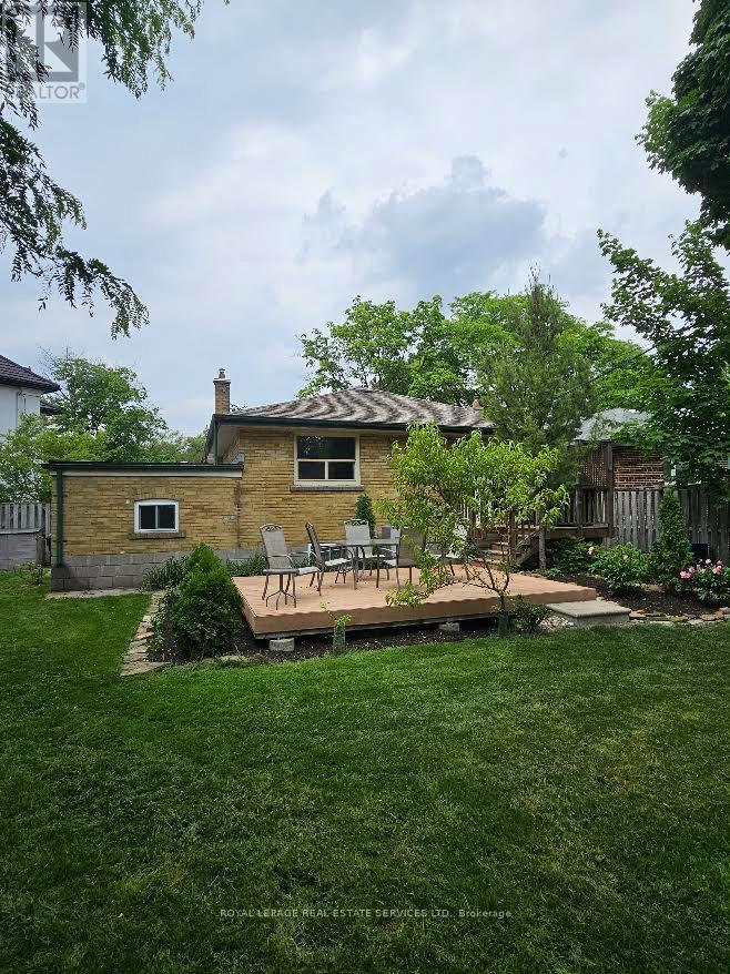 117 WESTROSE AVENUE - 38