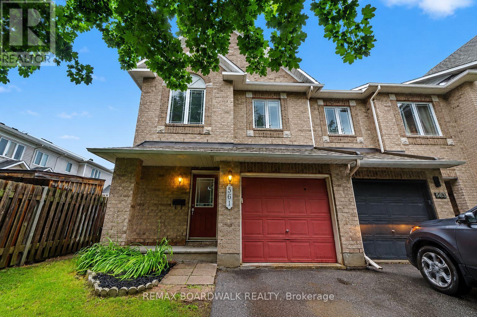 561 AQUAVIEW DRIVE - 2