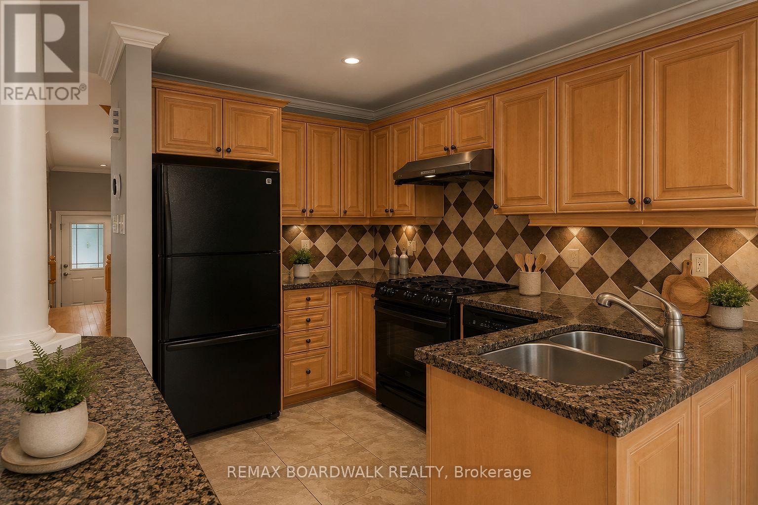 561 AQUAVIEW DRIVE - 11