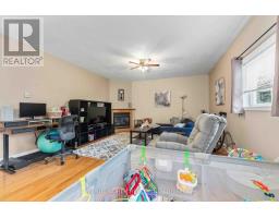 Kitchen - 6803 Barsona Place, Ottawa, ON K1C1J2 Photo 10