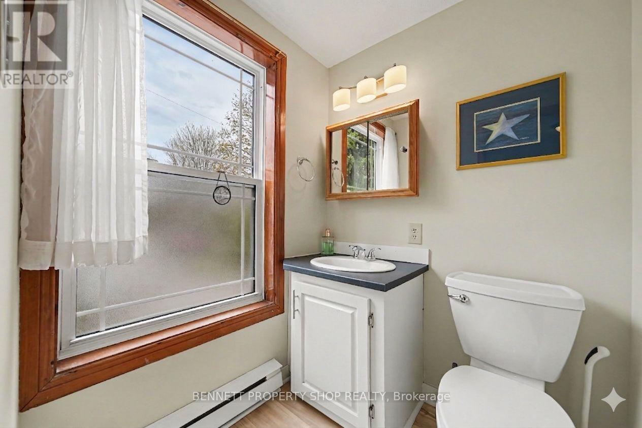 22 POOLE CREEK CRESCENT - 14