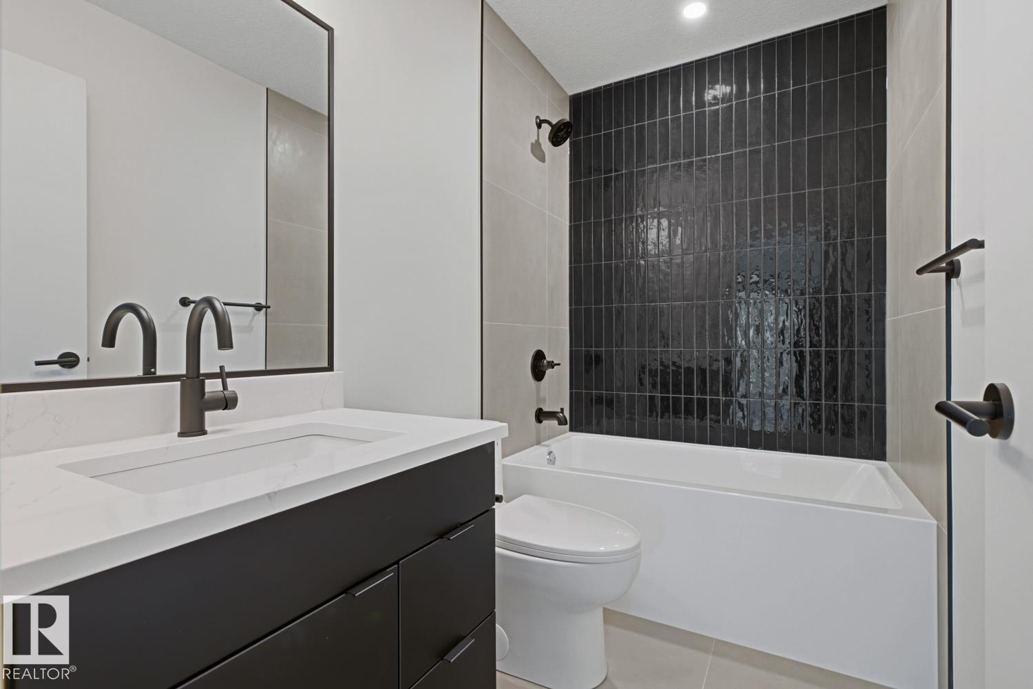 8903 94 ave NW NW - 31