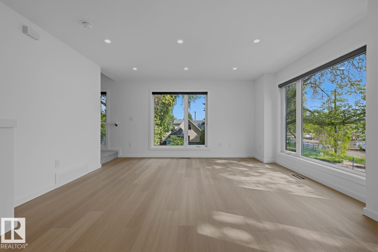 8903 94 ave NW NW - 8