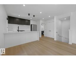 8903 94 Ave Nw Nw, Edmonton, AB T6C1W6 Photo 14