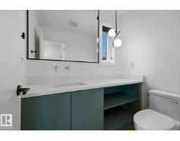 8903 94 Ave Nw Nw, Edmonton, AB T6C1W6 Photo 18
