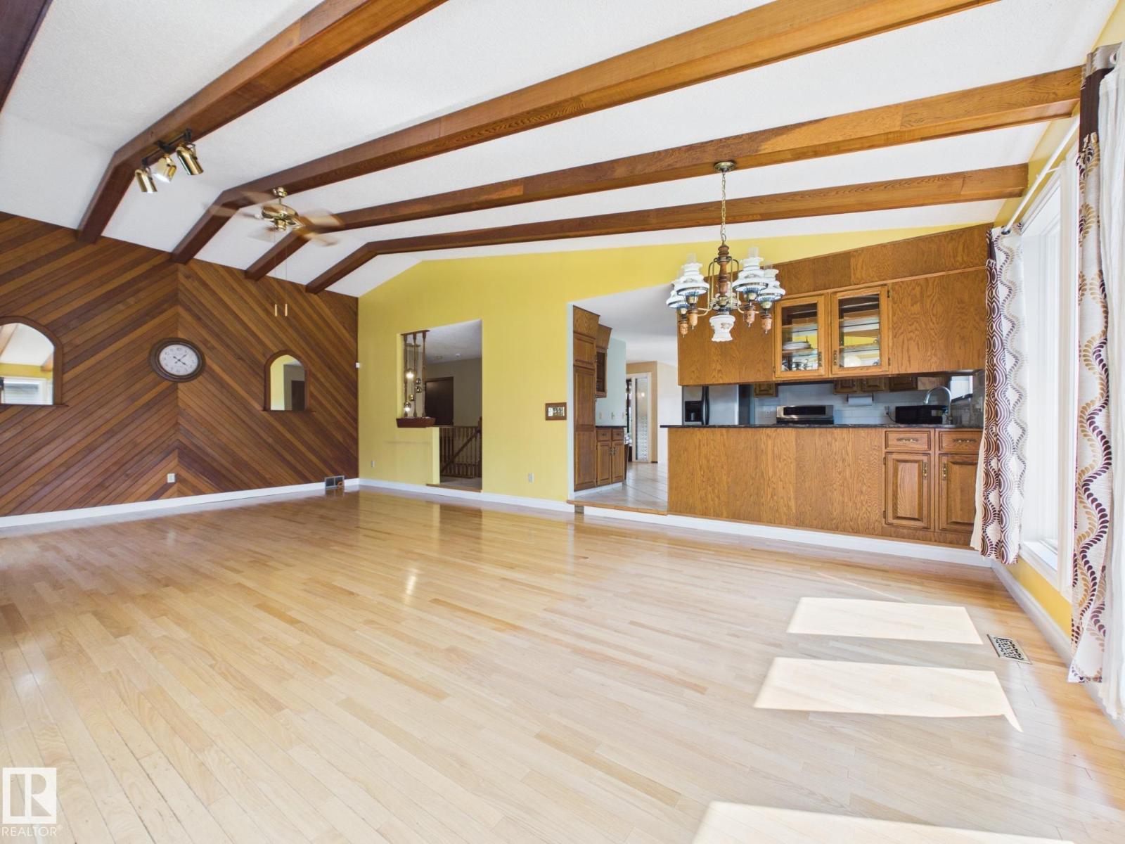 18634 99A AV NW - 13