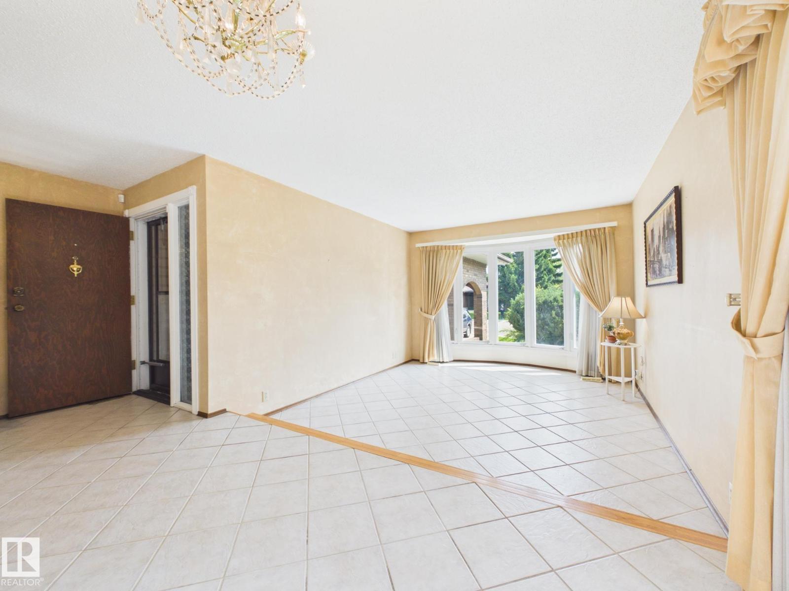 18634 99A AV NW - 4