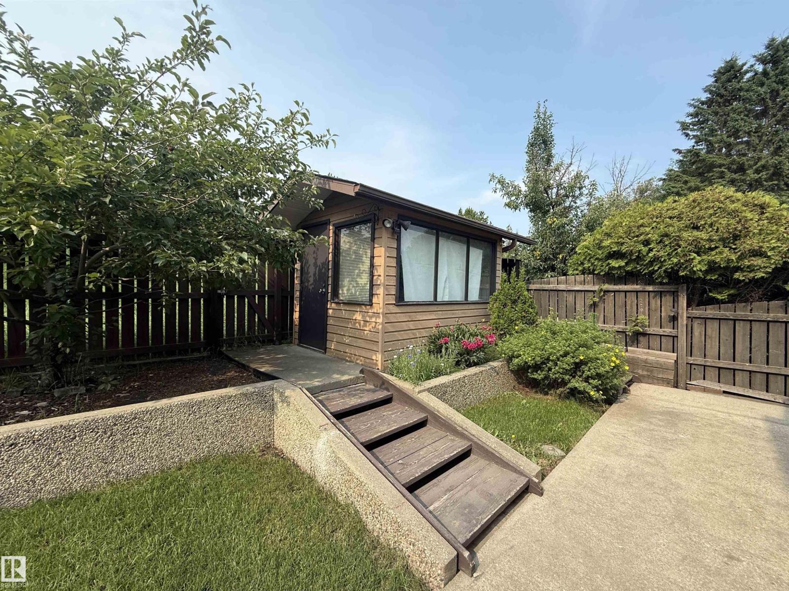 18634 99A AV NW - 46