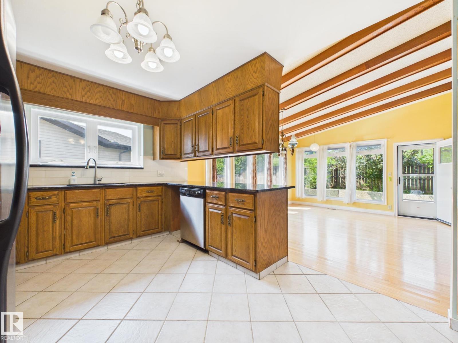 18634 99A AV NW - 6