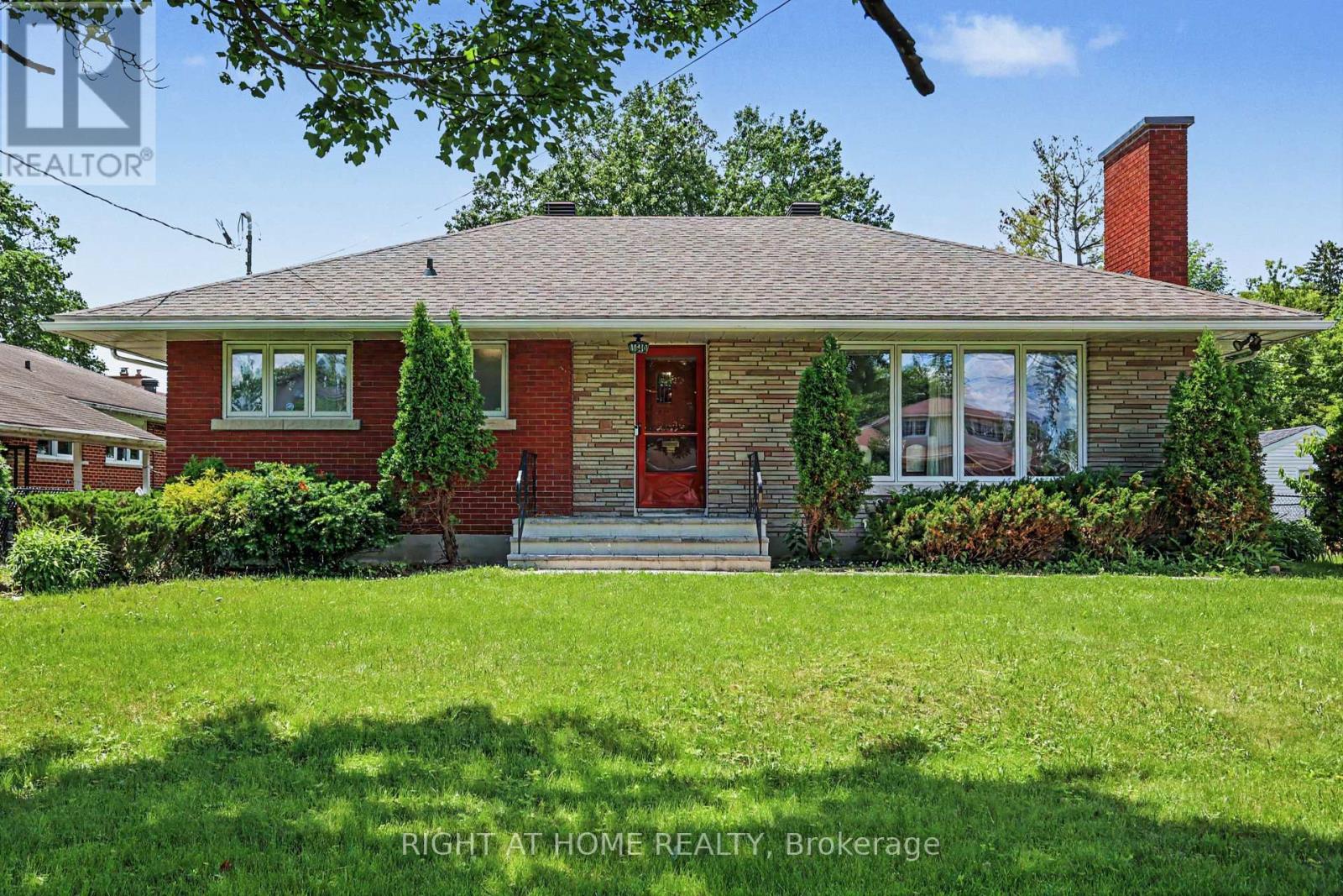 1640 FISHER AVENUE - 1