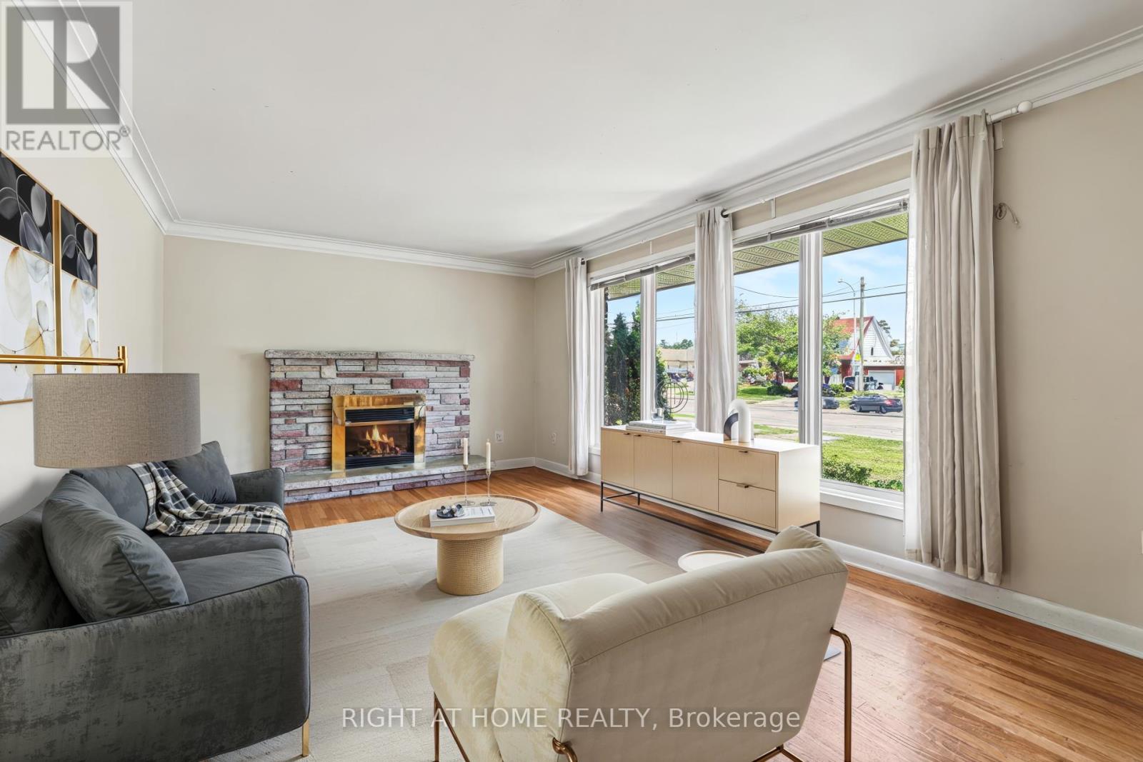 1640 FISHER AVENUE - 3