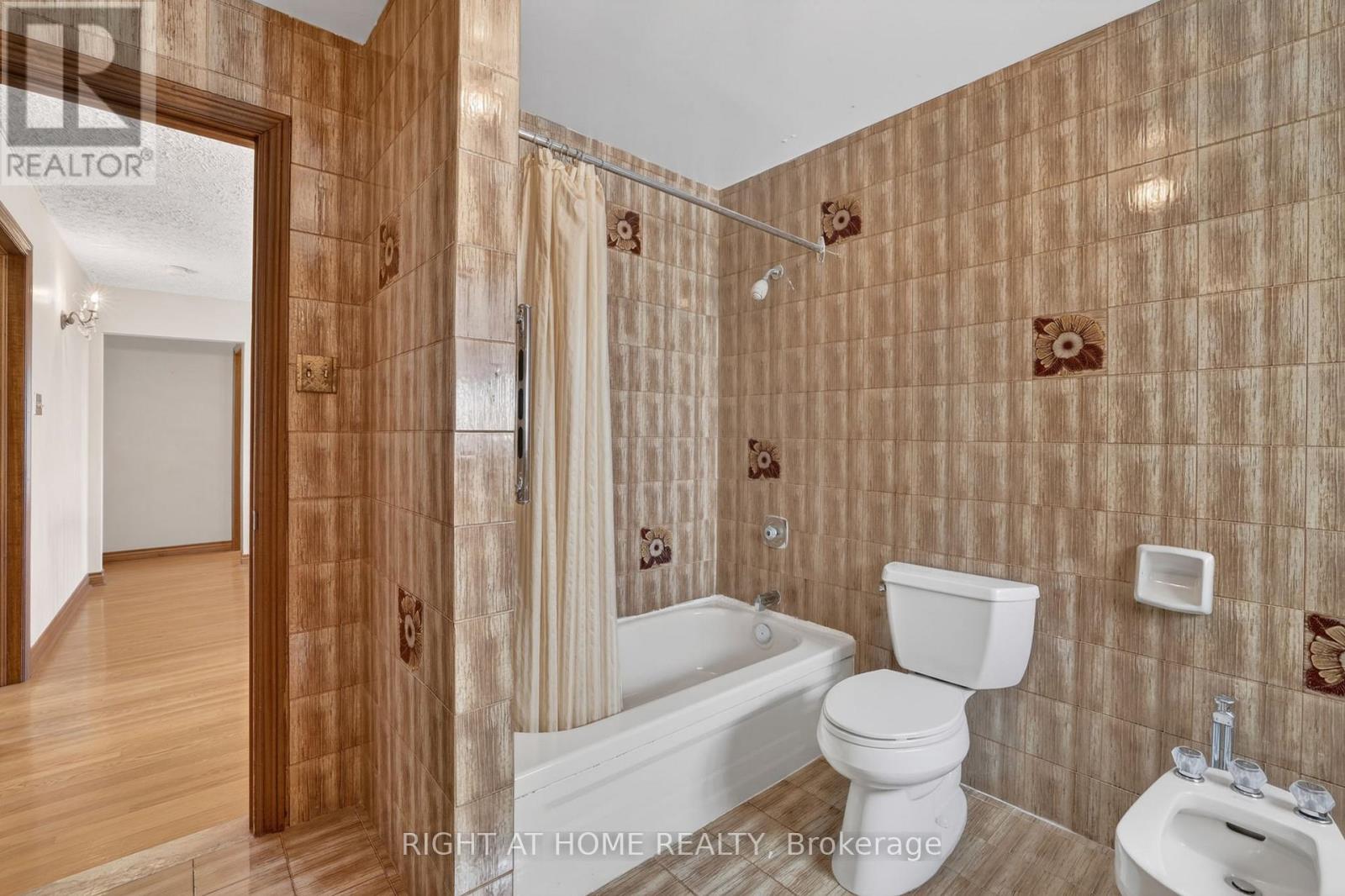 56 BIRCH AVENUE - 23