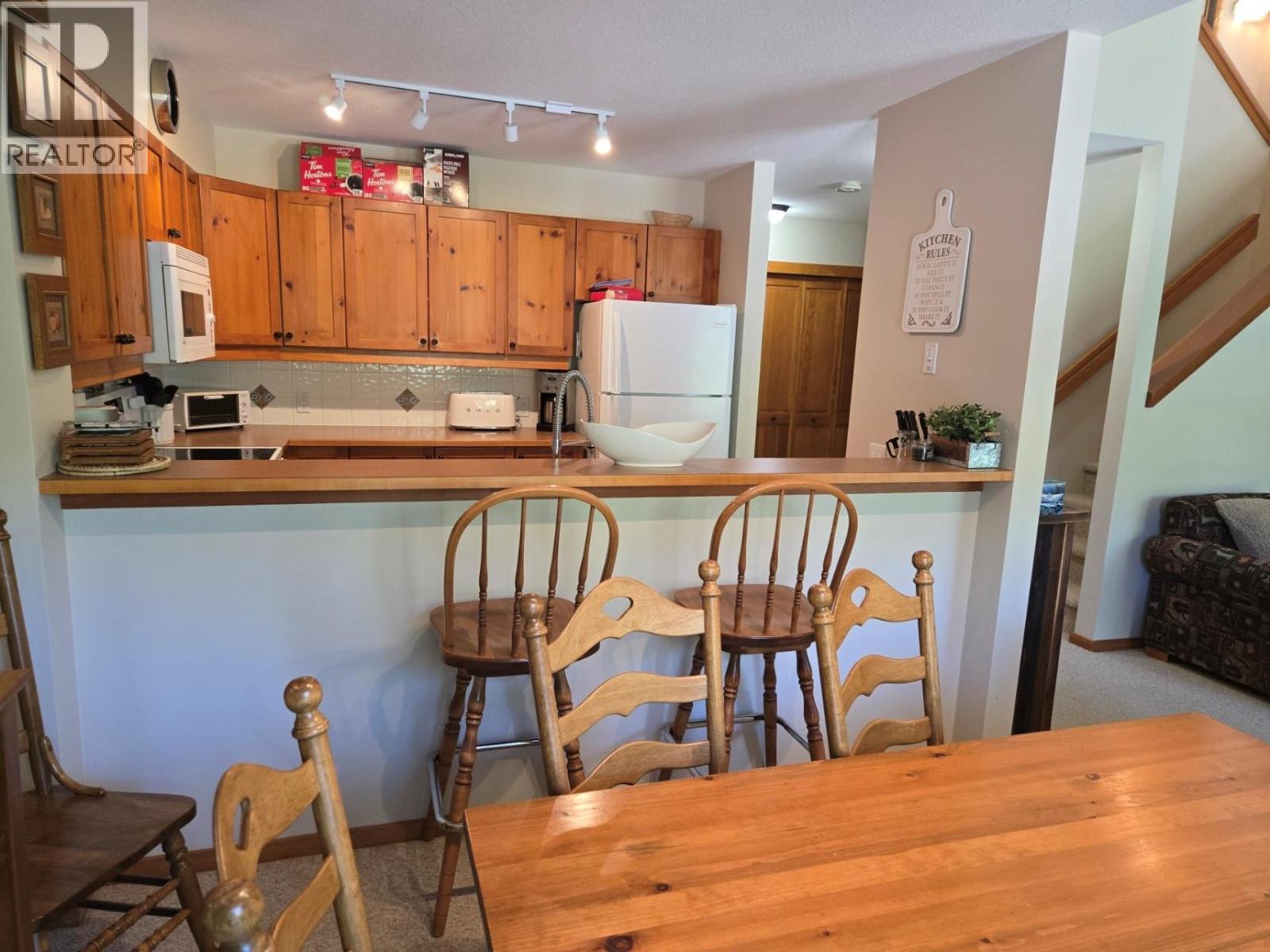 #27 2075 Summit Drive - 10