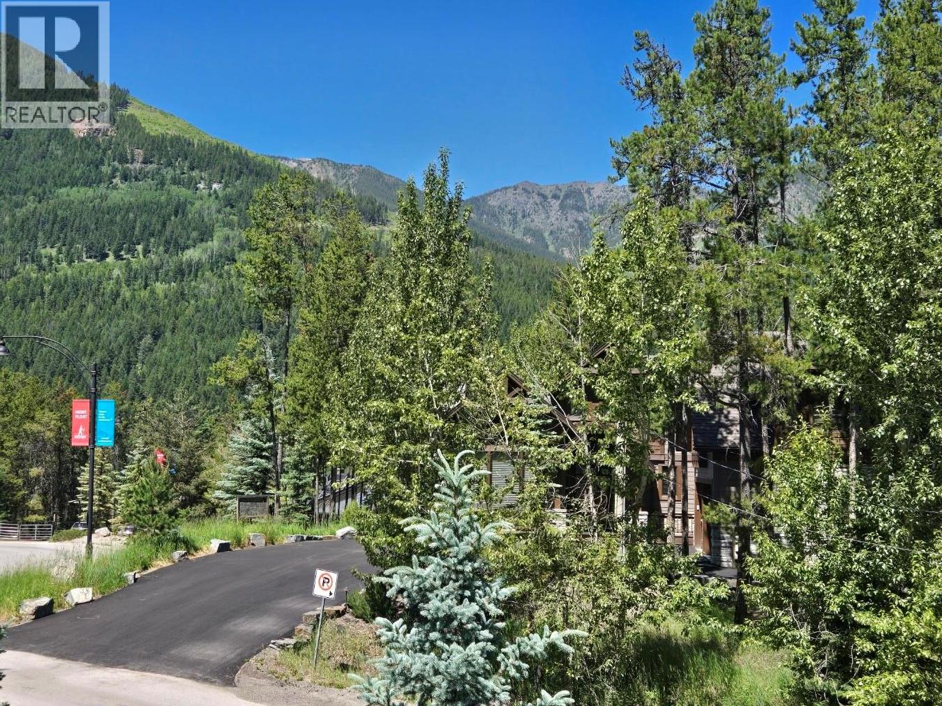 #27 2075 Summit Drive - 6