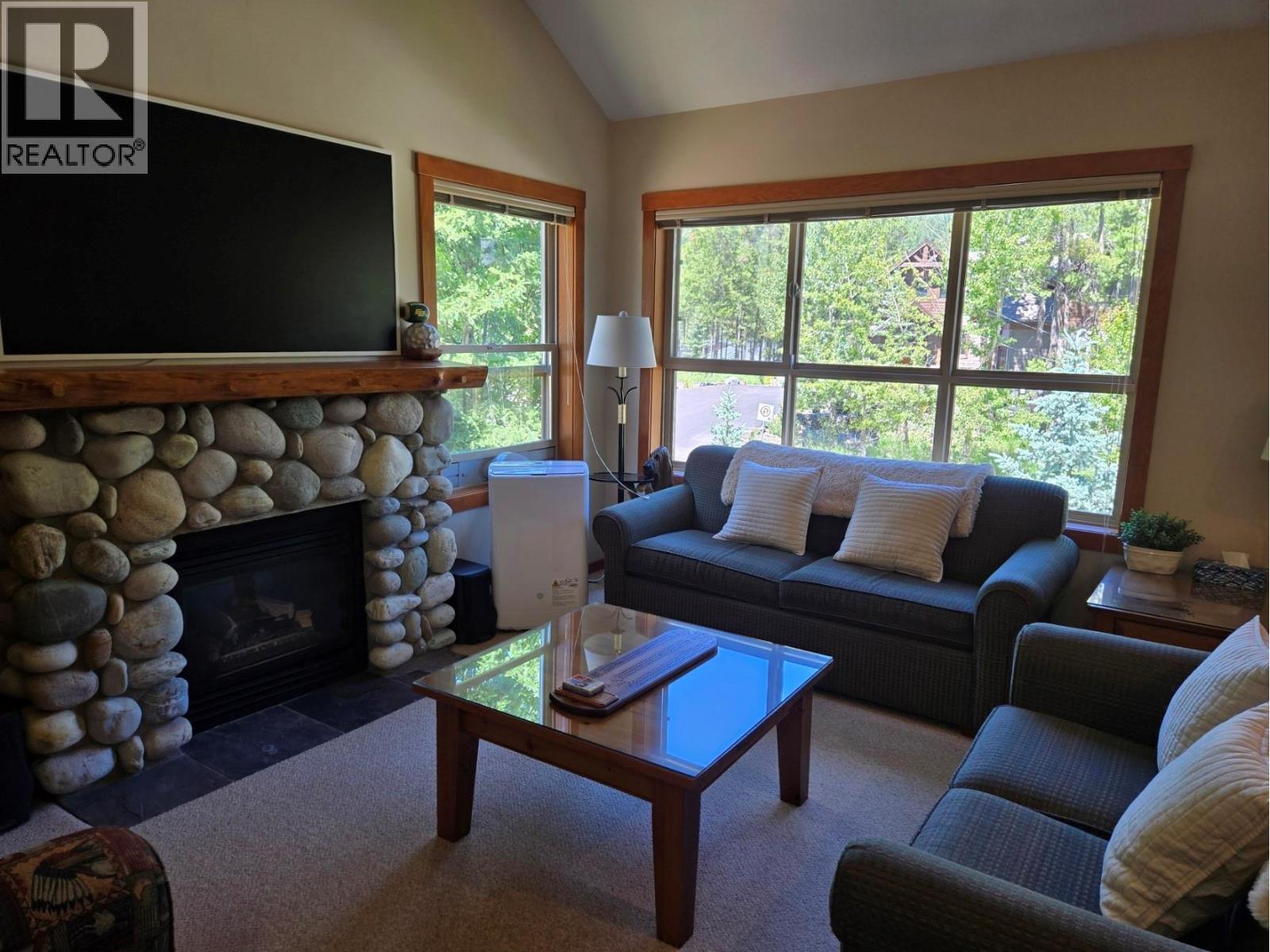 #27 2075 Summit Drive - 14