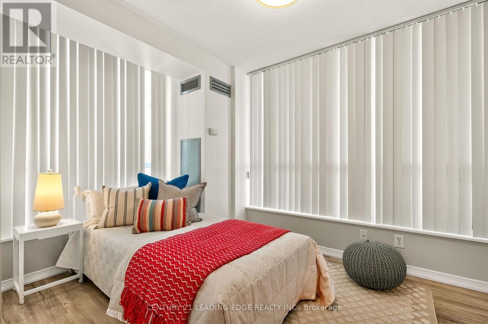 #403 2585 ERIN CENTRE BOULEVARD - Image 8