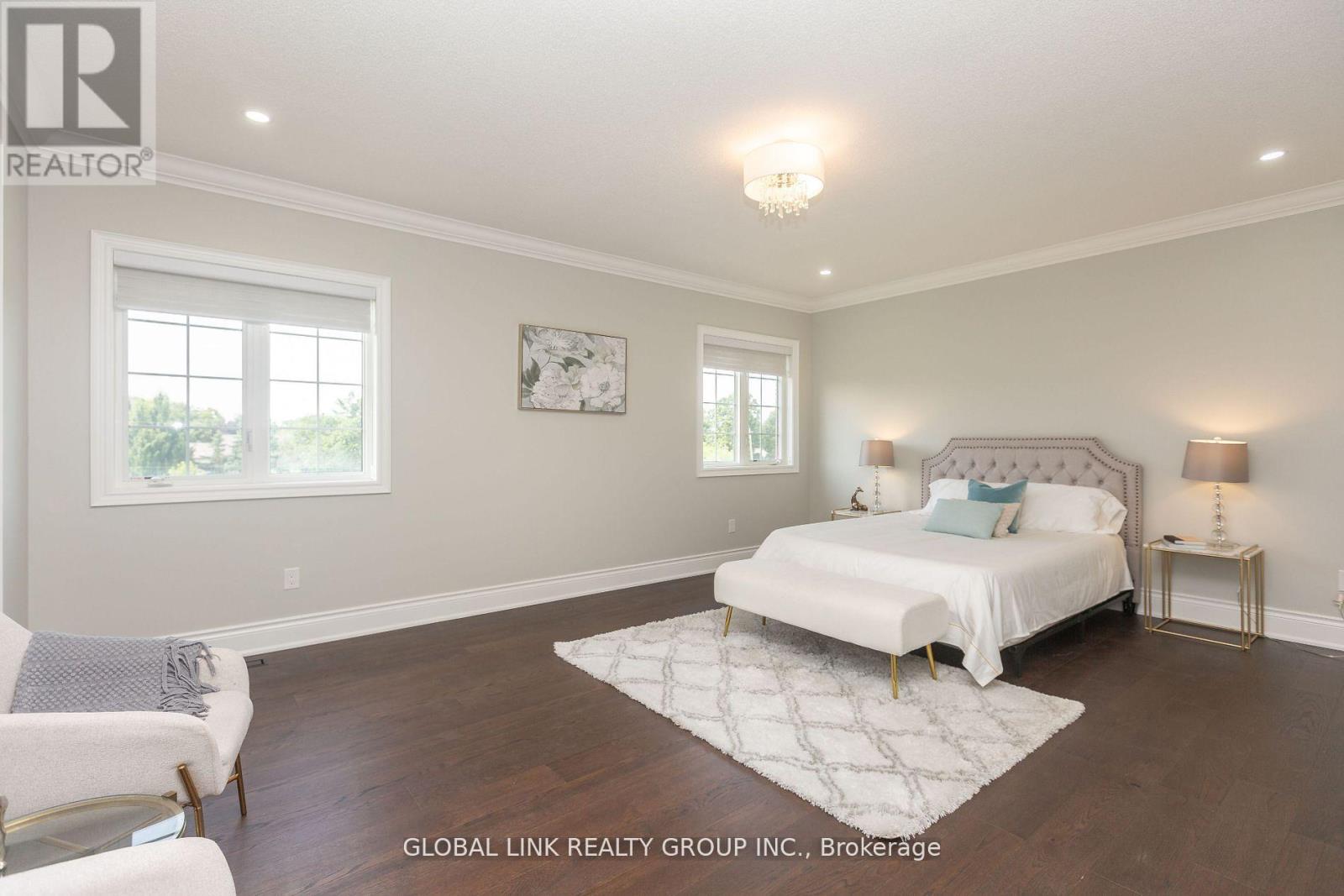 44 GOLDEN HAWK DRIVE - 18