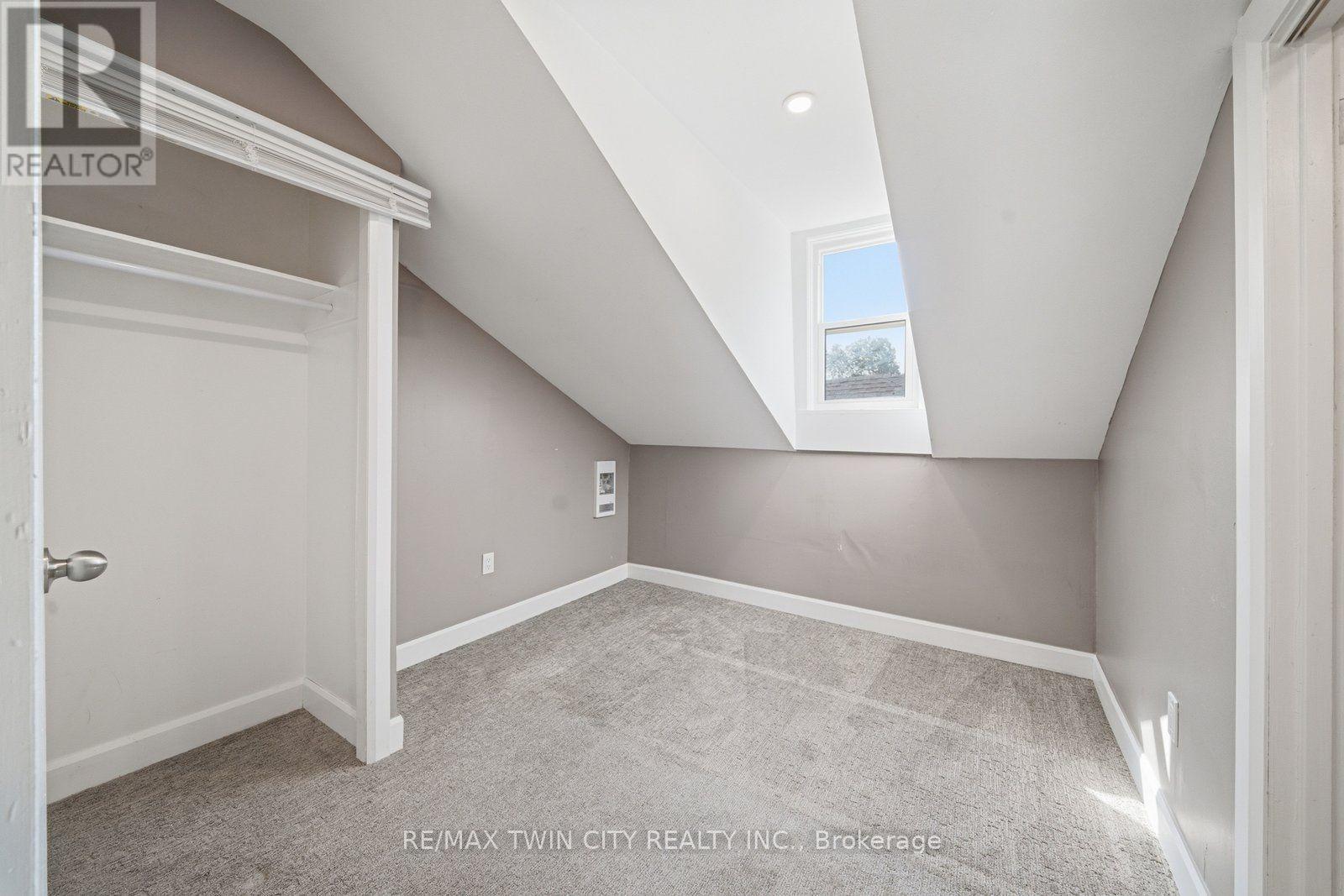 UPPER - 172 ALBION STREET, Brantford — photo 14