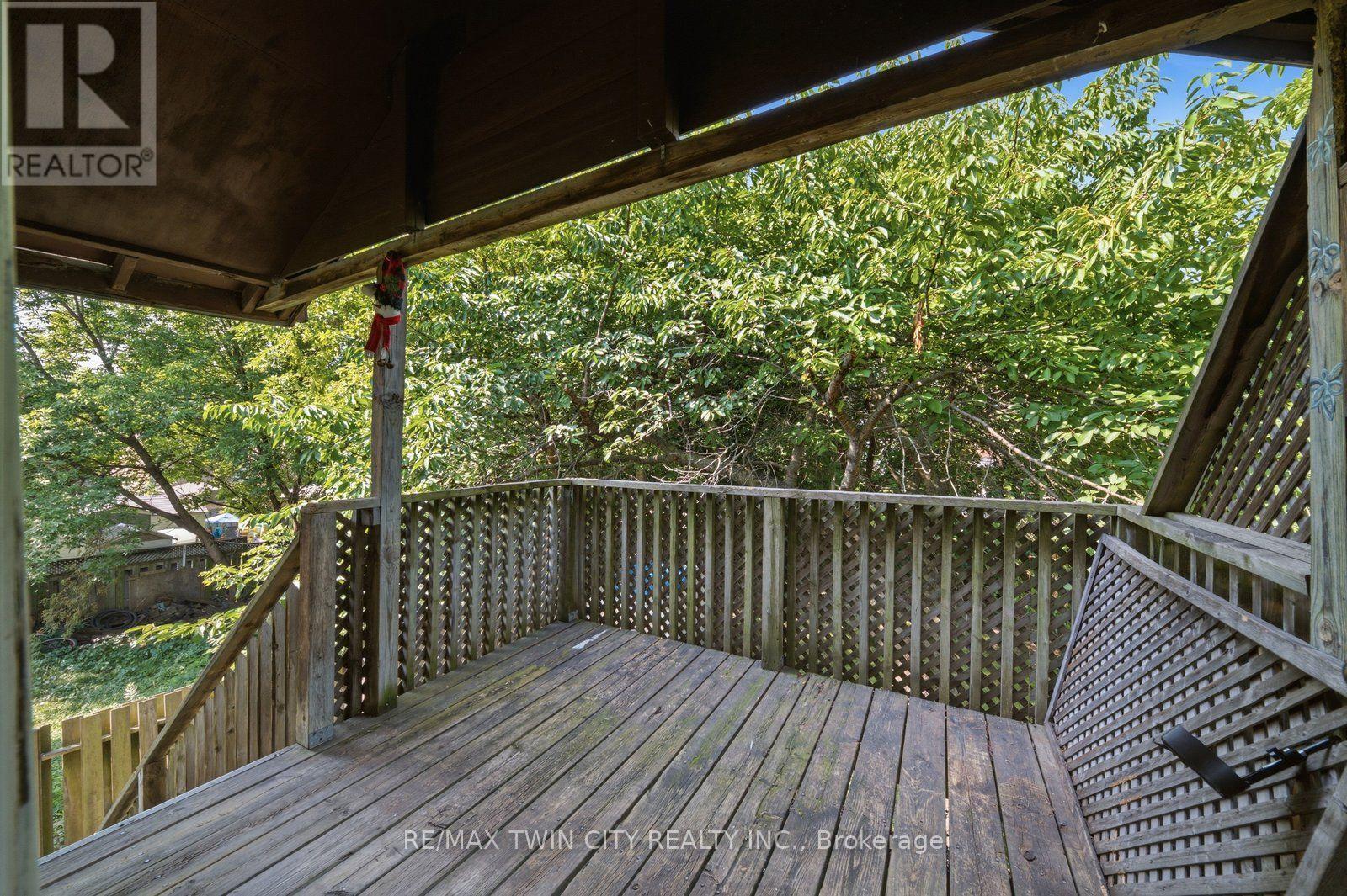 UPPER - 172 ALBION STREET, Brantford — photo 5