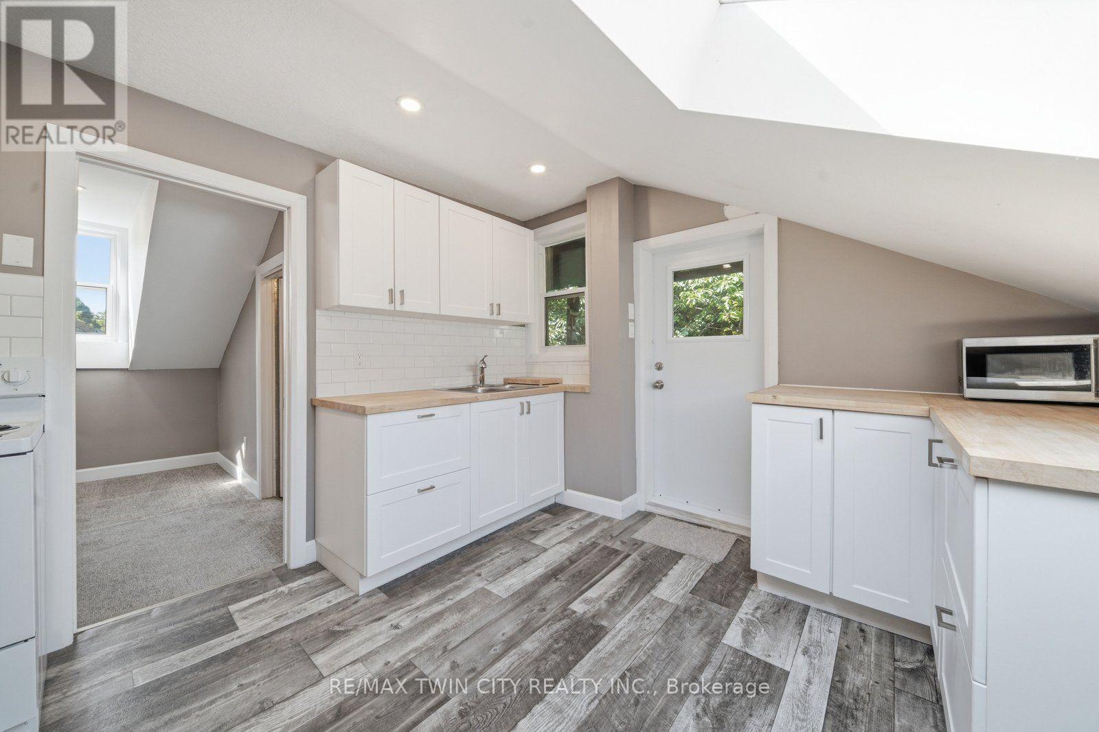 UPPER - 172 ALBION STREET, Brantford — photo 7