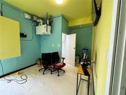 425 Selkirk Avenue, Winnipeg, MB R2W2M4 Photo 23