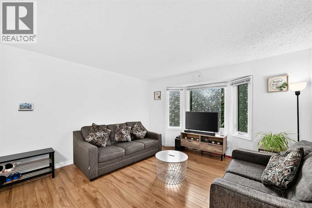 15 Falshire Terrace NE - 5