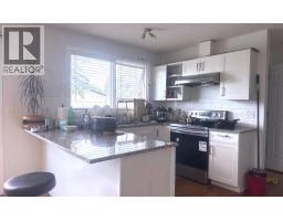 235 Penbrooke Close SE - photo 9