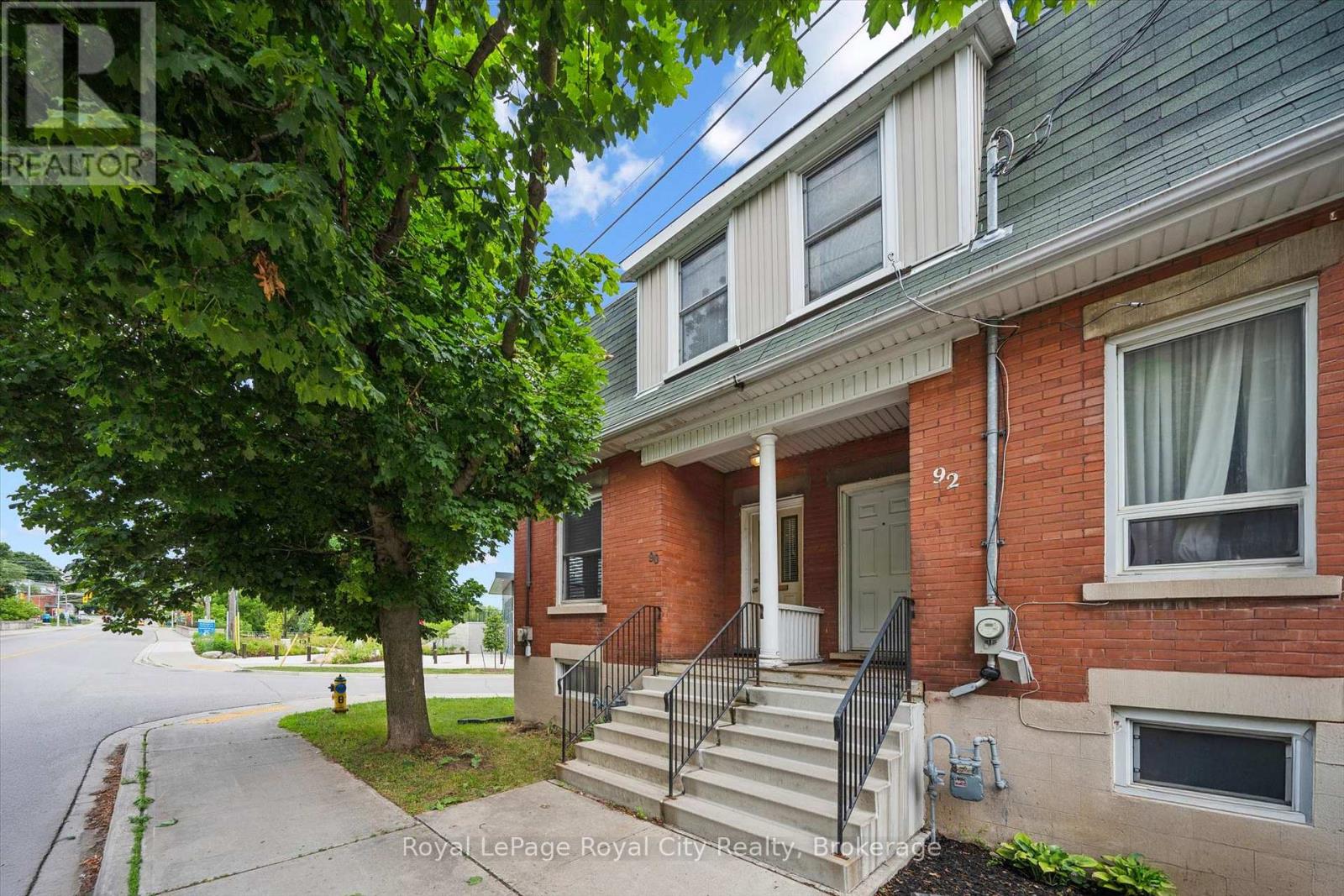 90 NEEVE STREET - 1