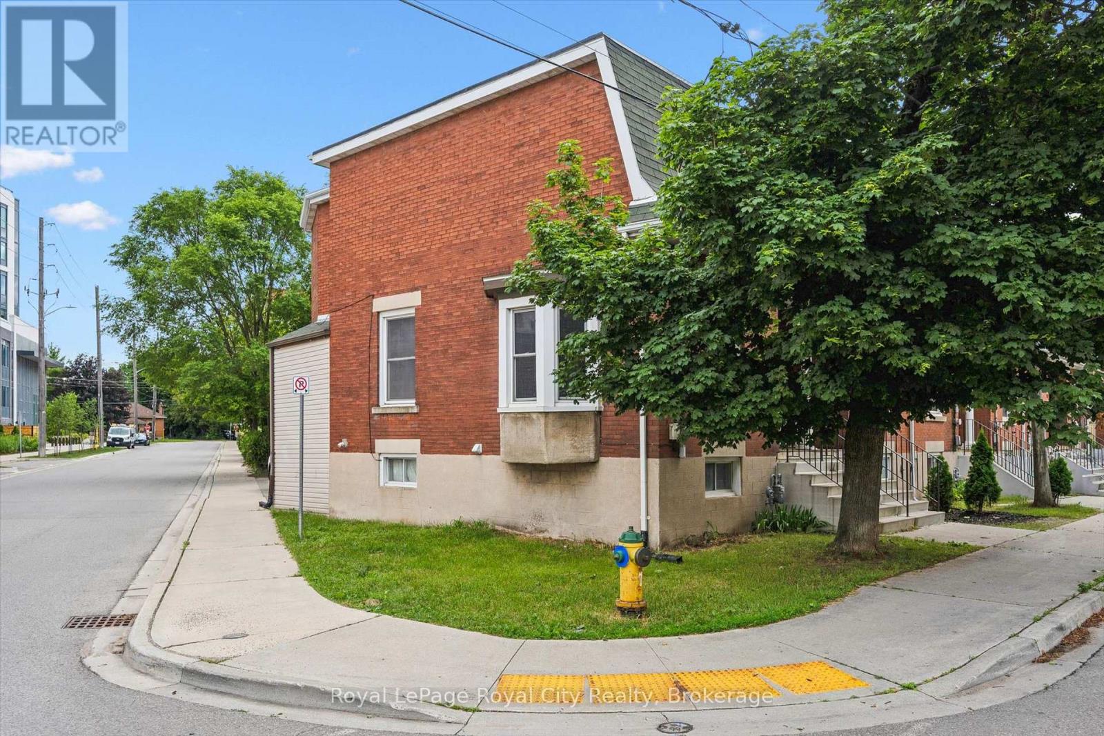 90 NEEVE STREET - 3