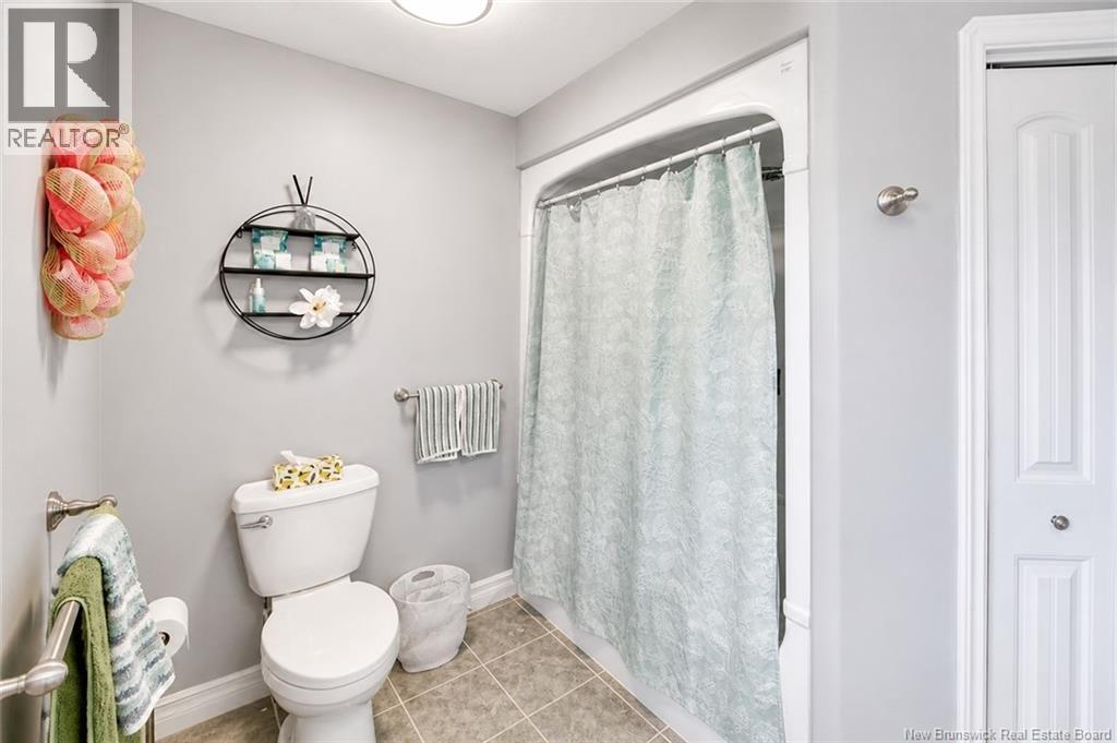 27 Clement Avenue - 15