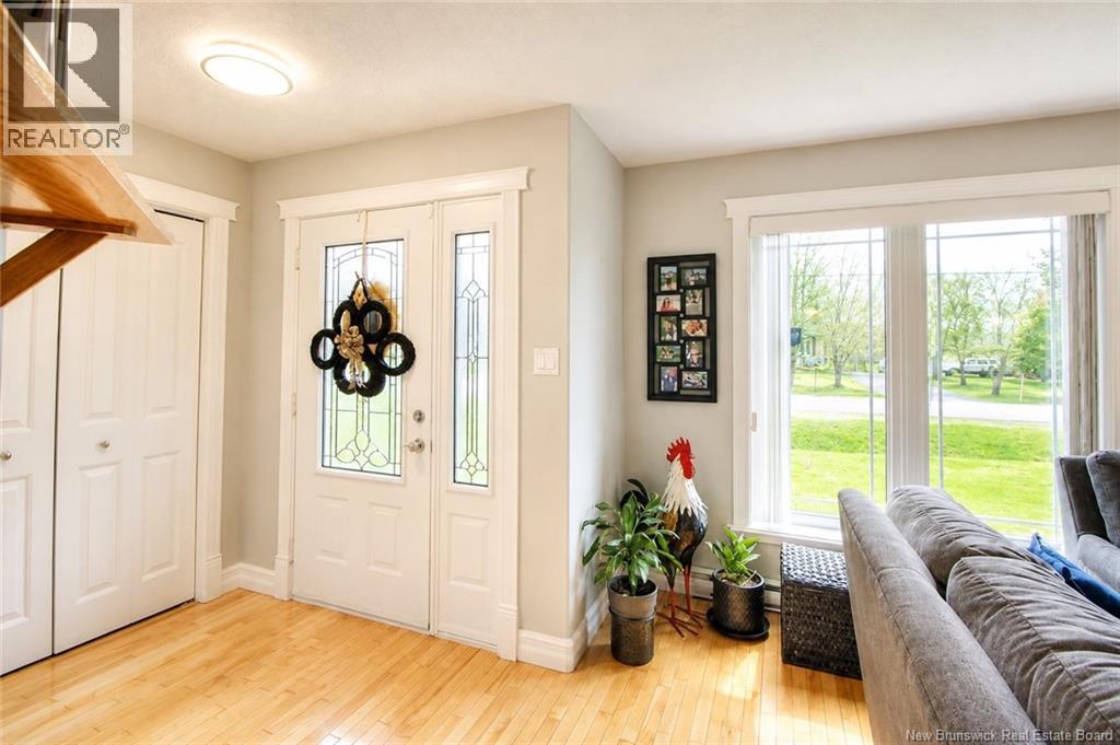 27 Clement Avenue - 23
